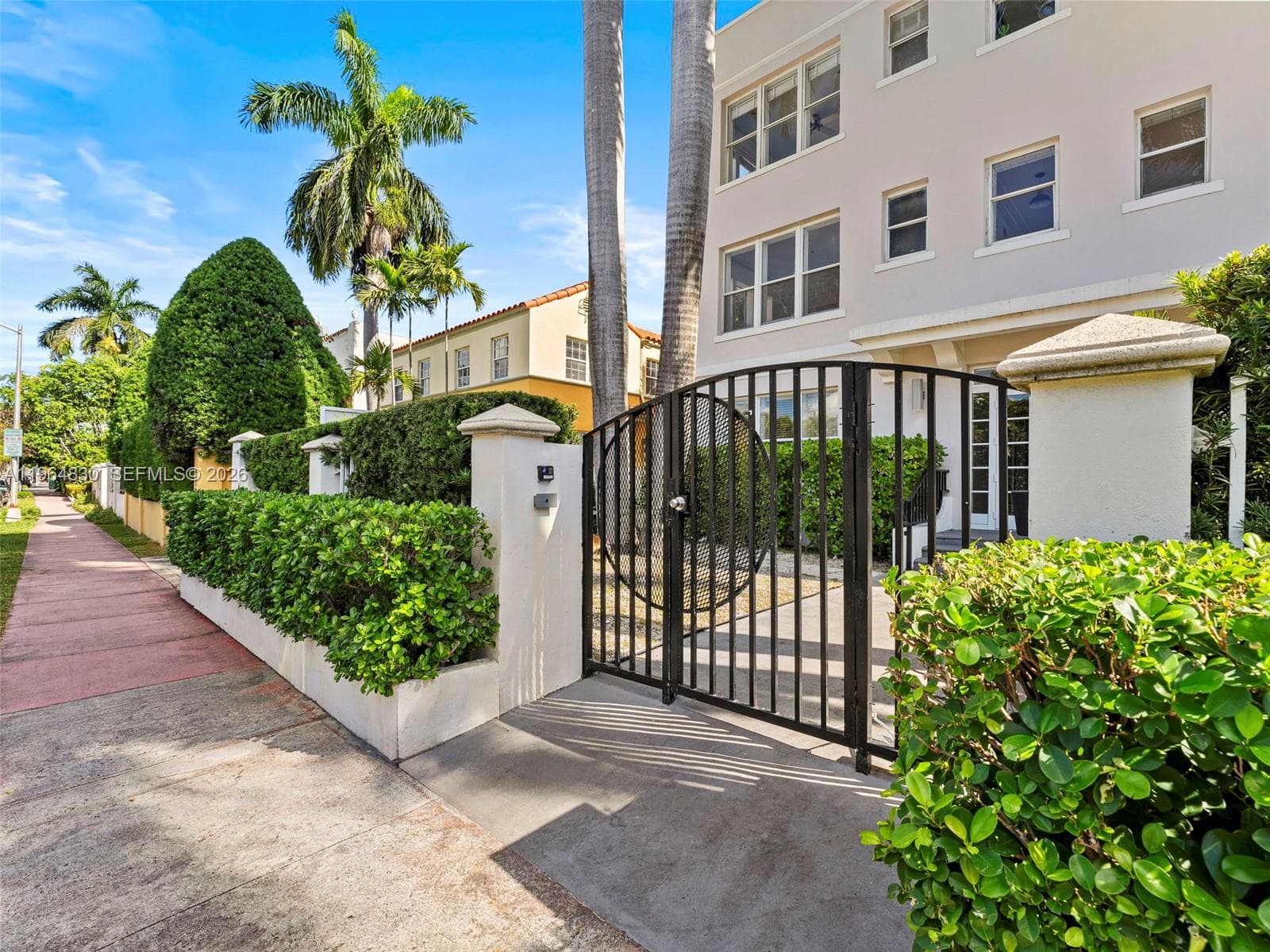 A11964830 — Miami Beach — 44