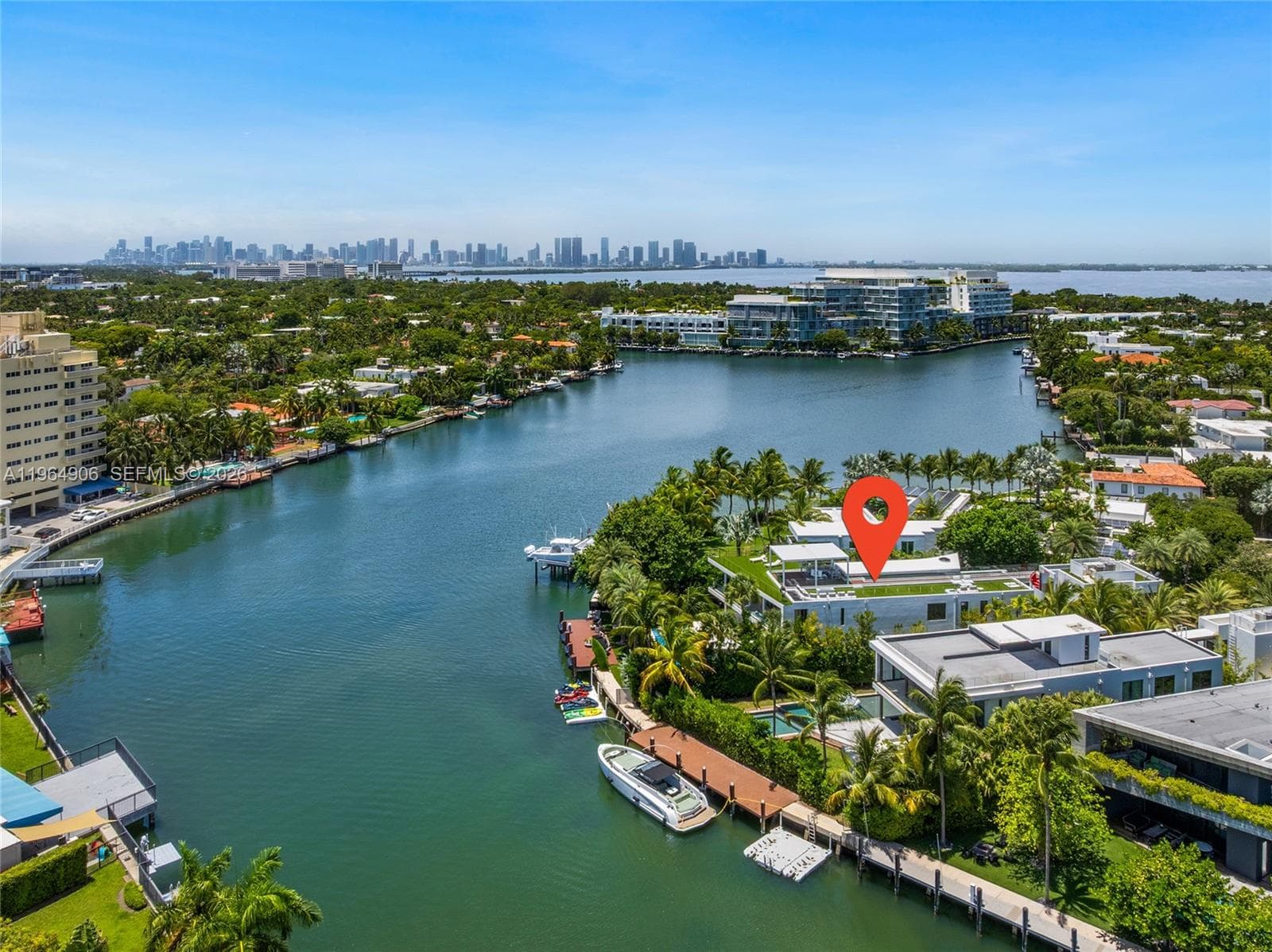 A11964906 — Miami Beach — 80
