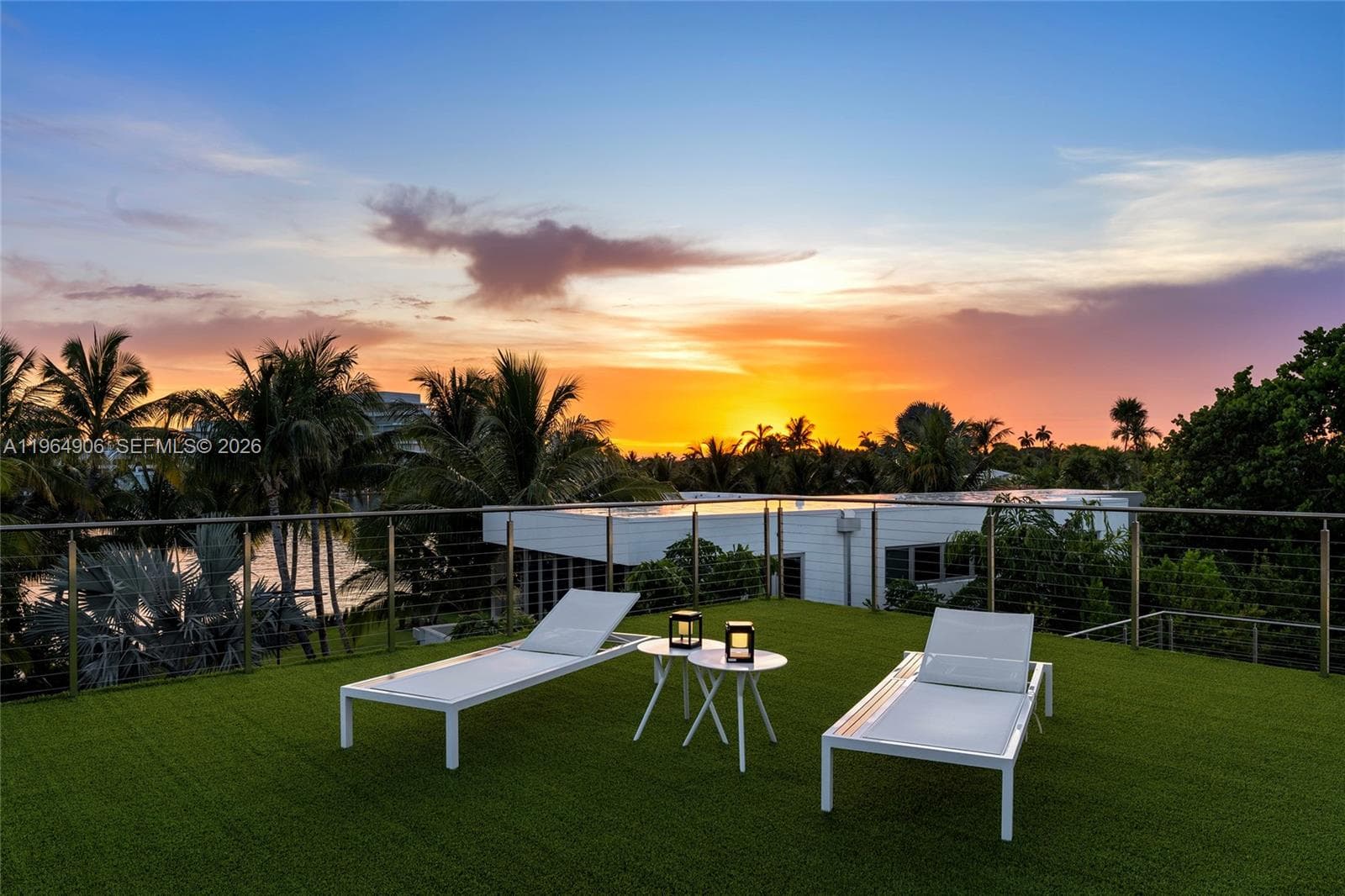 A11964906 — Miami Beach — 59
