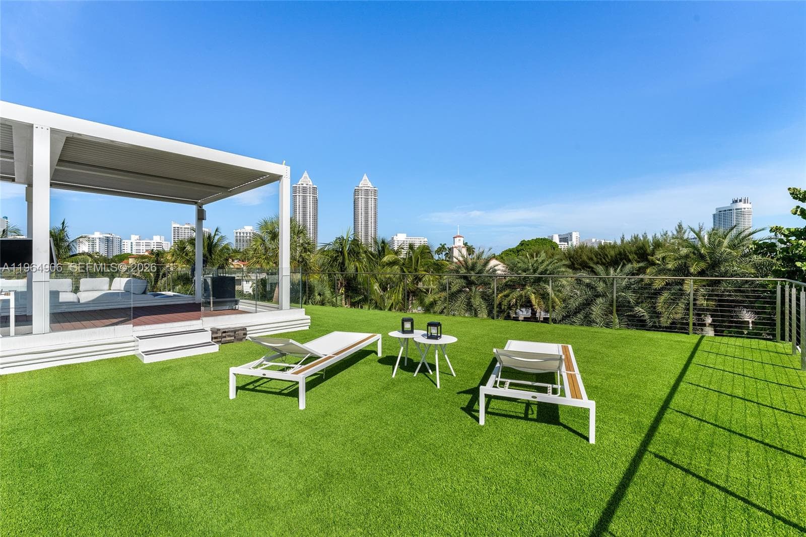 A11964906 — Miami Beach — 58