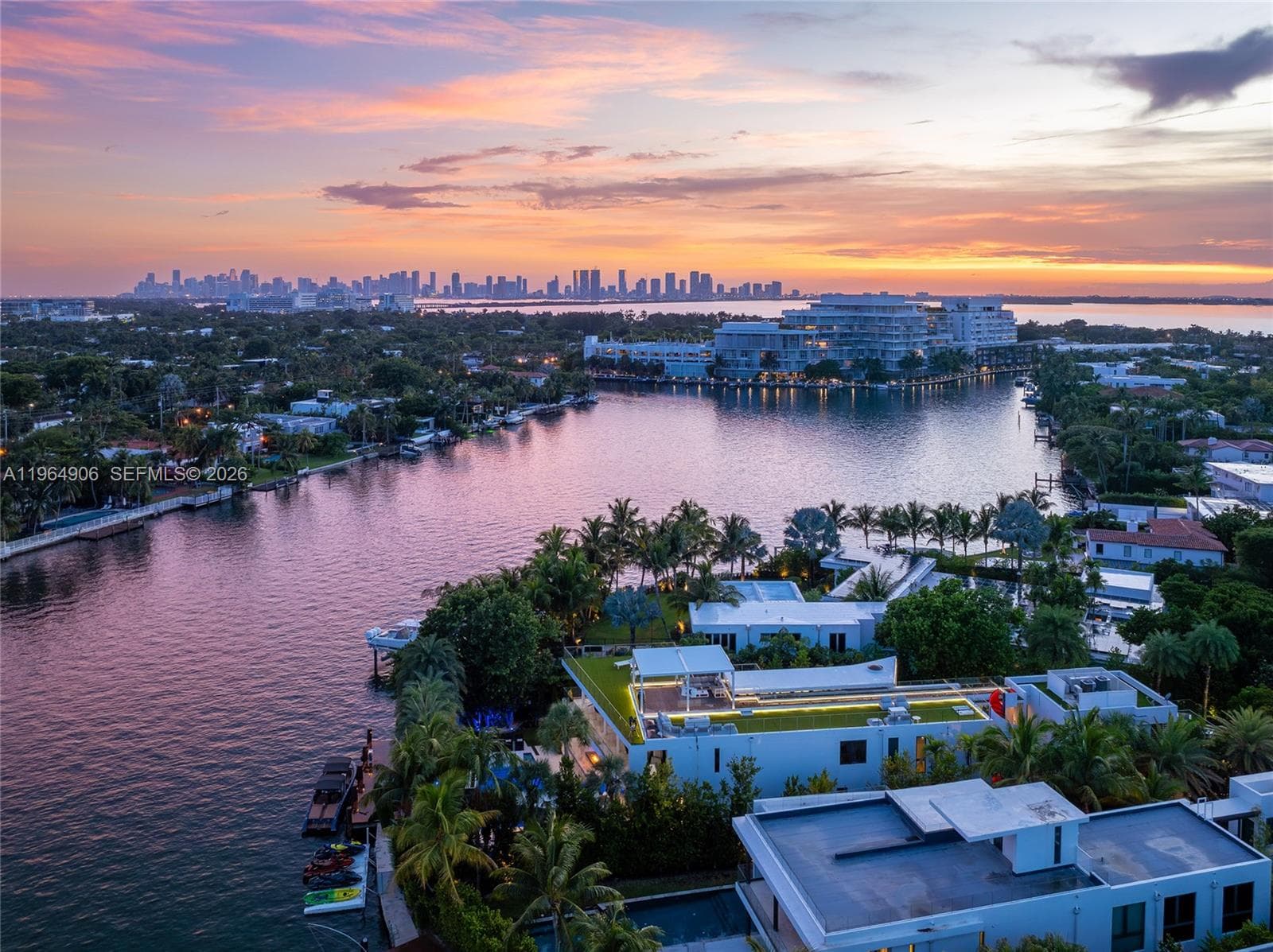 A11964906 — Miami Beach — 21