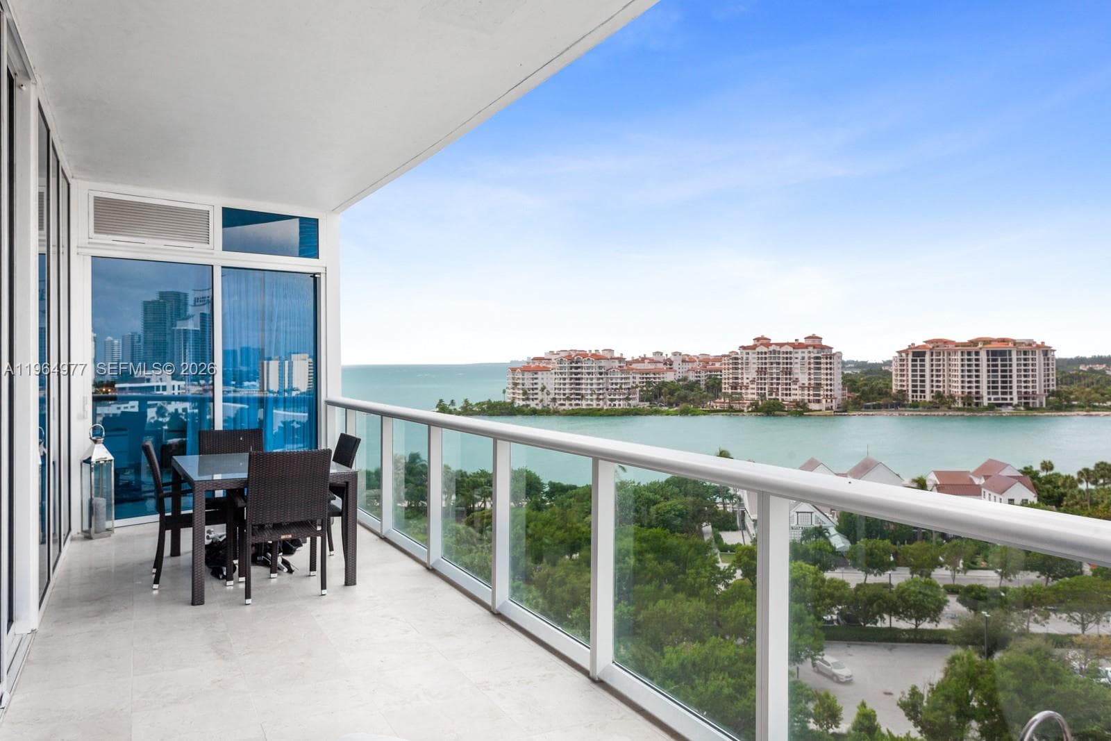 A11964977 — Miami Beach — 2