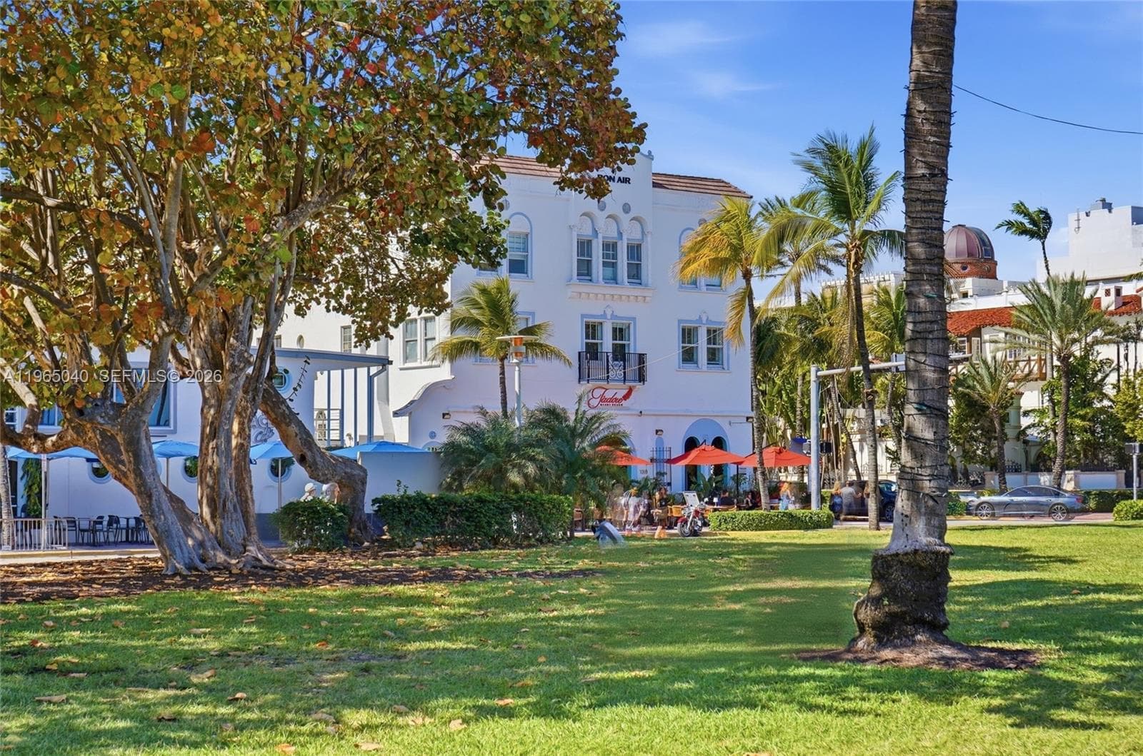 A11965040 — Miami Beach — 23