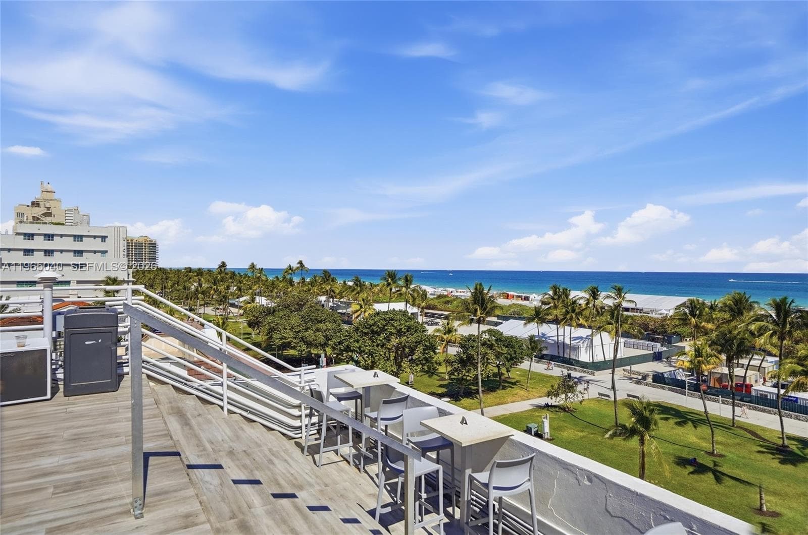 A11965040 — Miami Beach — 22