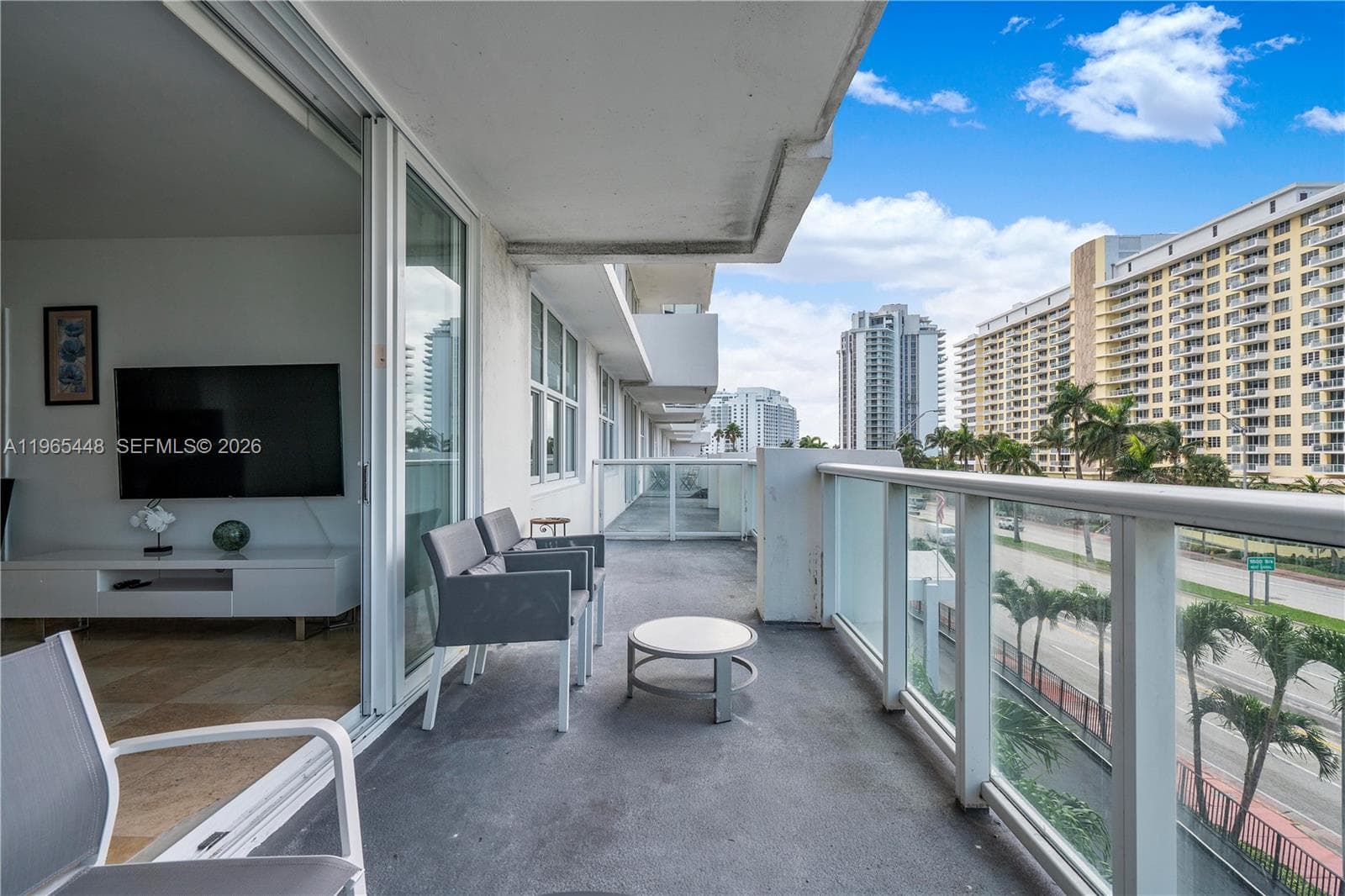 A11965448 — Miami Beach — 23