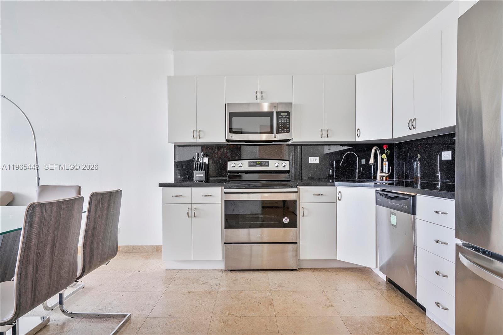 A11965448 — Miami Beach — 17
