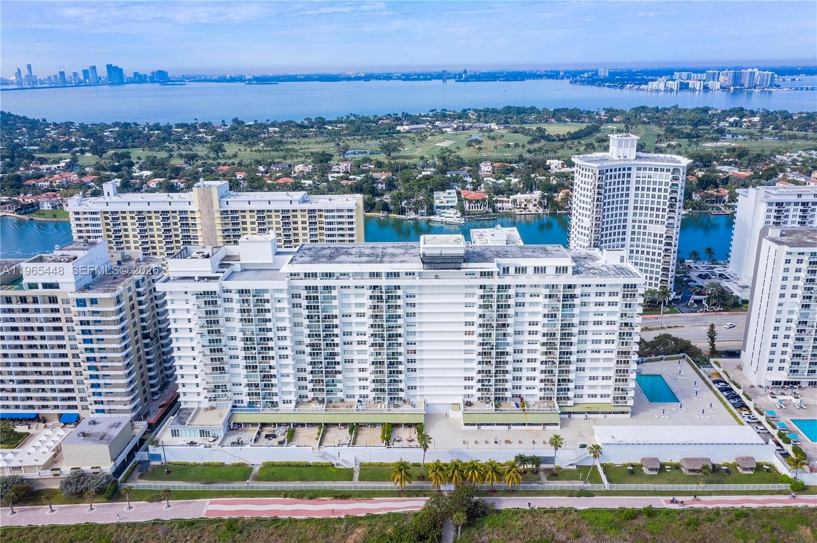 A11965448 — Miami Beach — 32