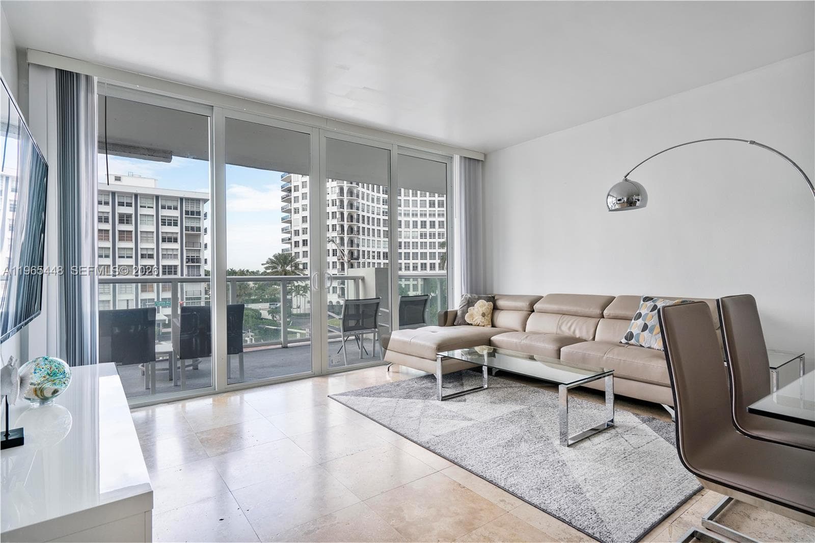 A11965448 — Miami Beach — 20