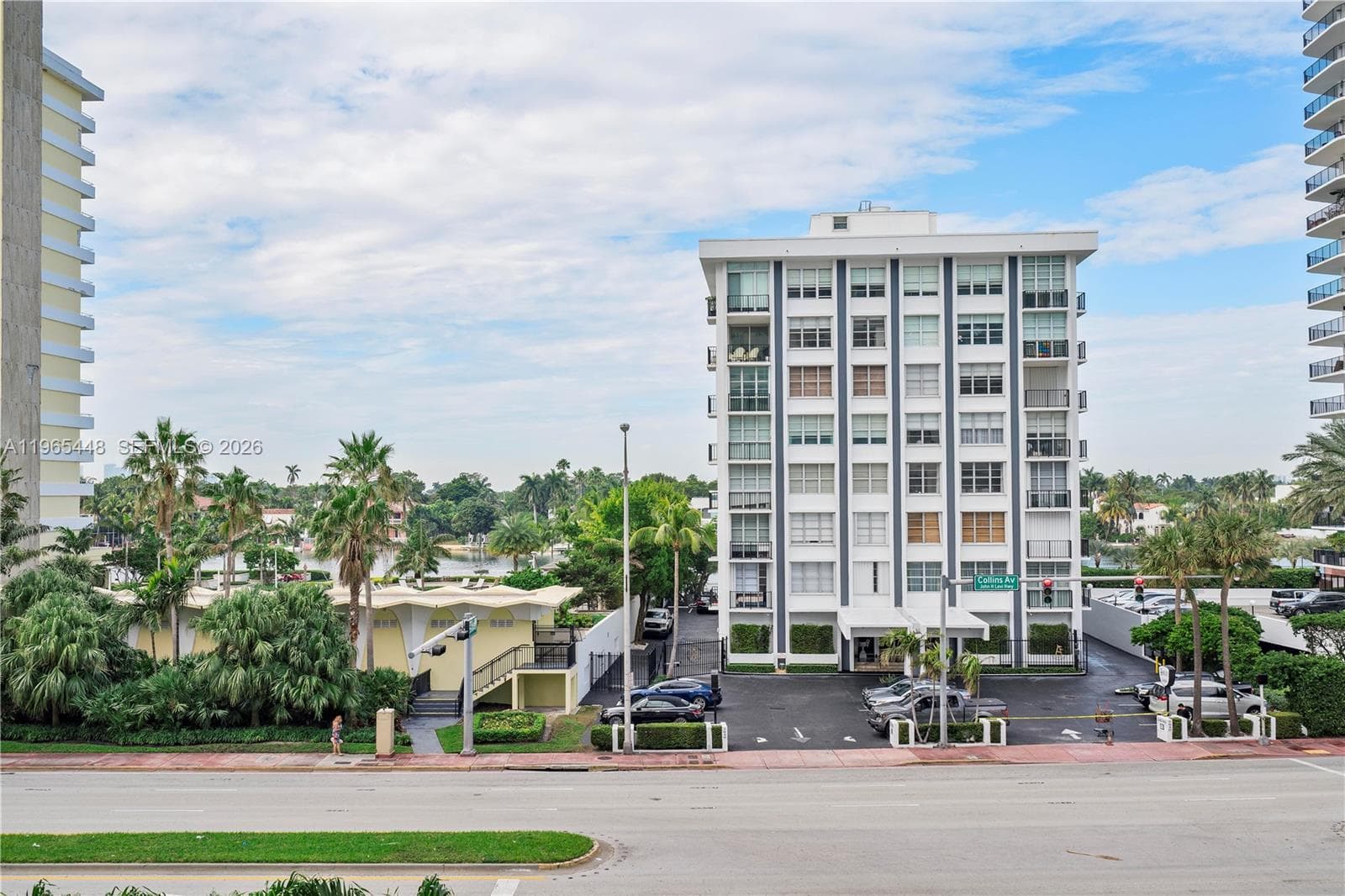 A11965448 — Miami Beach — 25