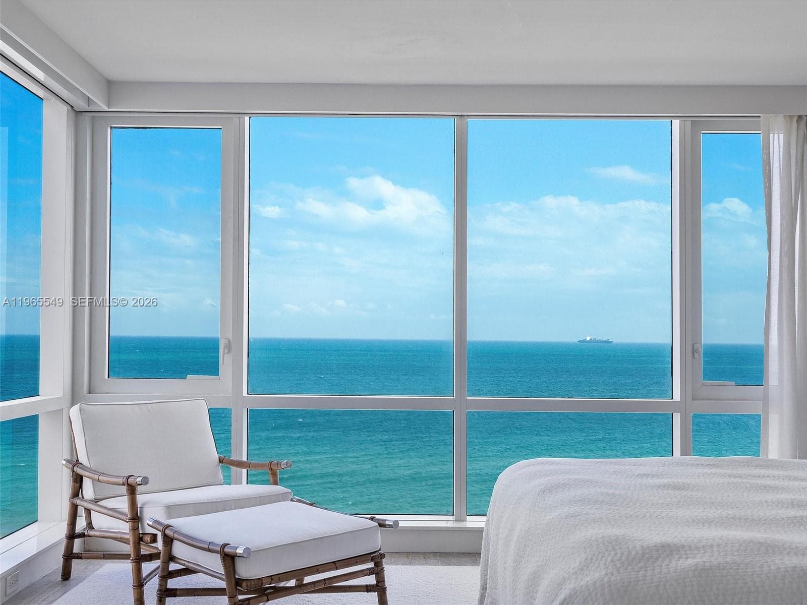 A11965549 — Miami Beach — 36