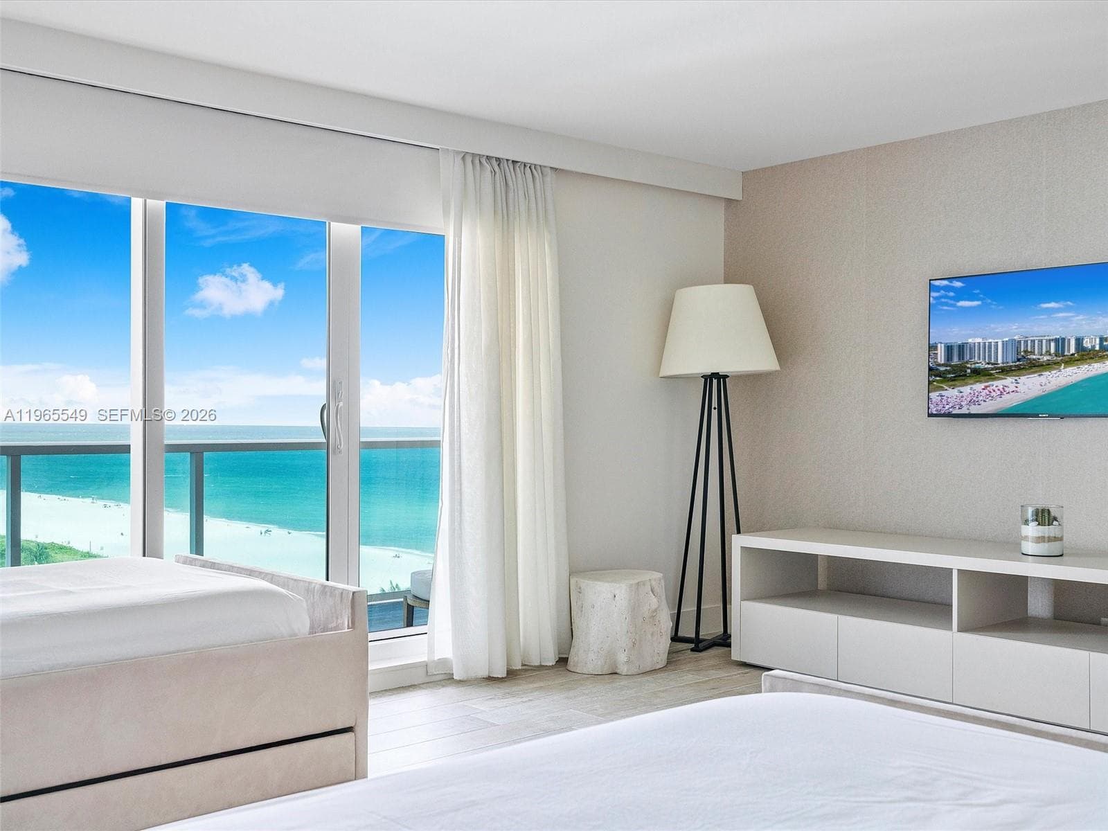 A11965549 — Miami Beach — 9
