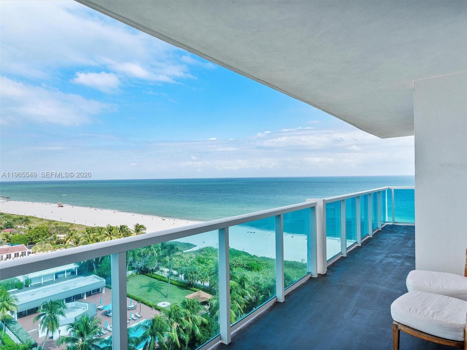 A11965549 — Miami Beach — 24
