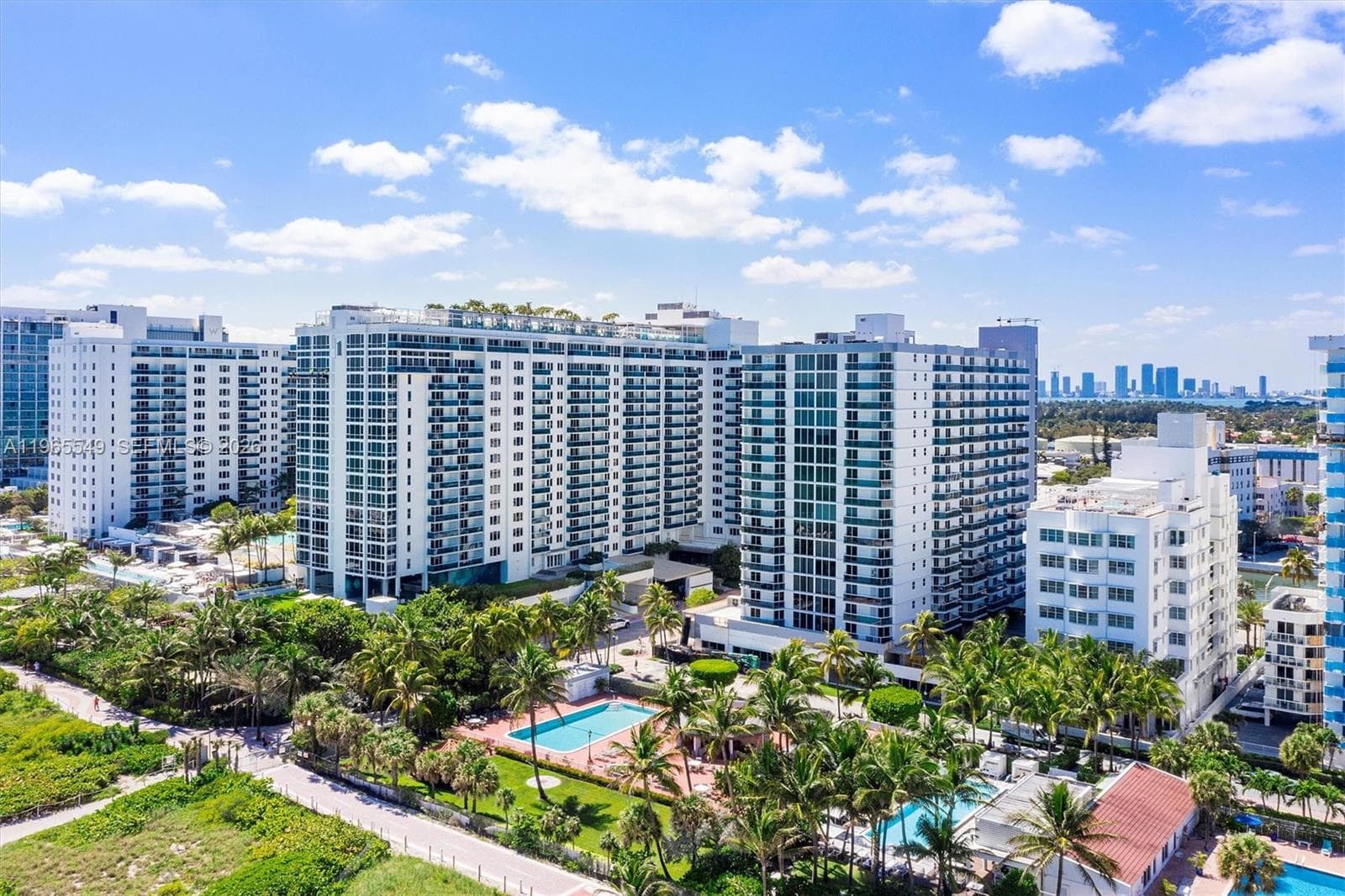 A11965549 — Miami Beach — 44