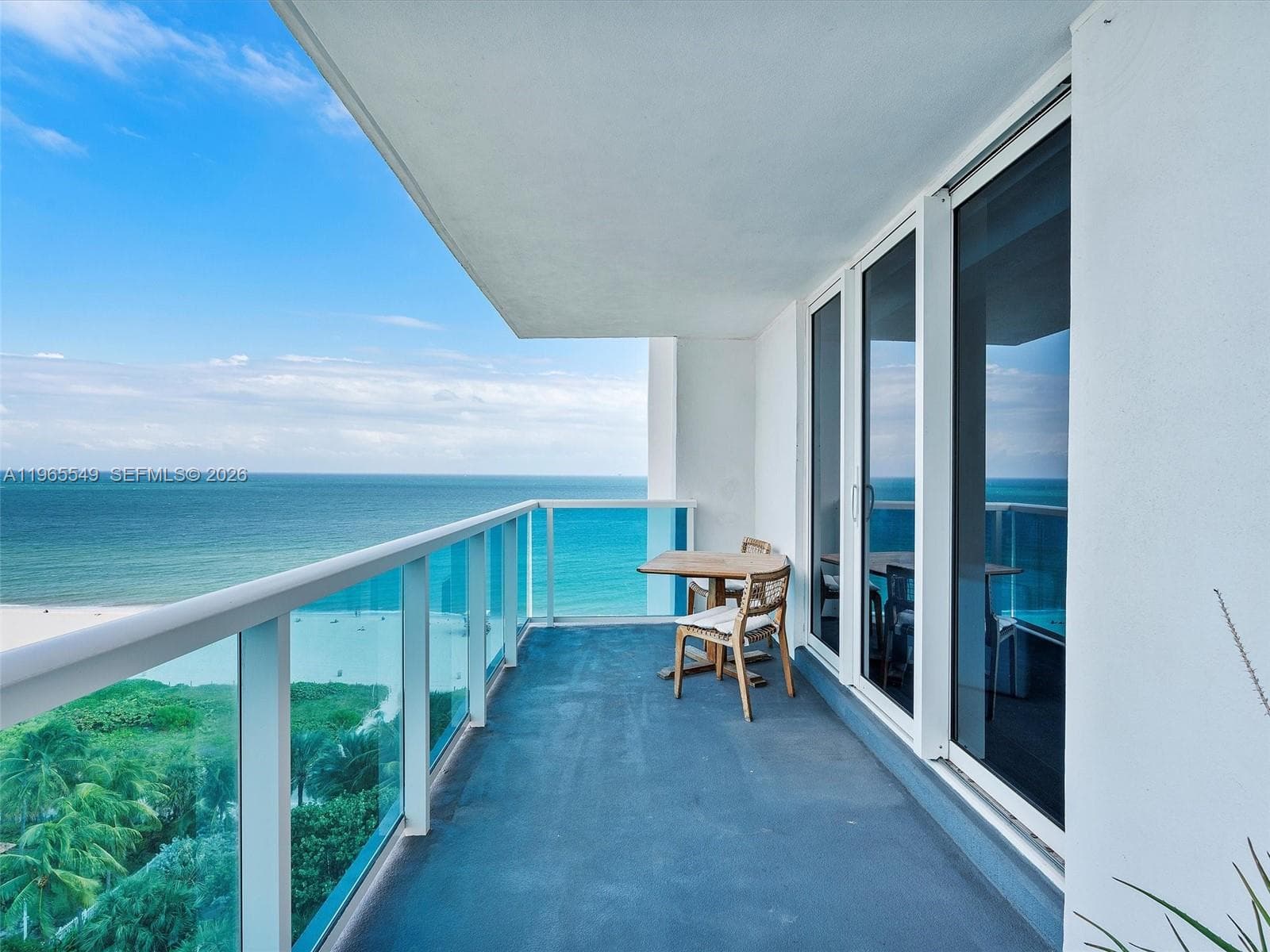 A11965549 — Miami Beach — 25
