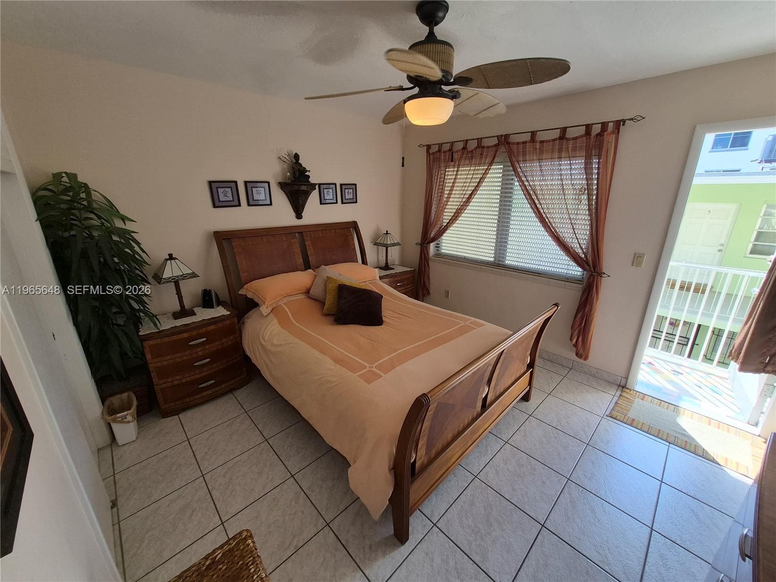 A11965648 — Miami Beach — 7