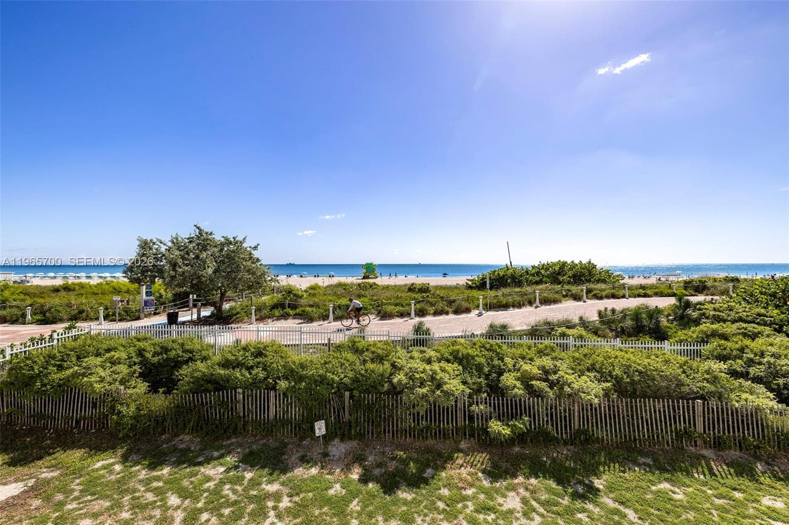 A11965700 — Miami Beach — 10