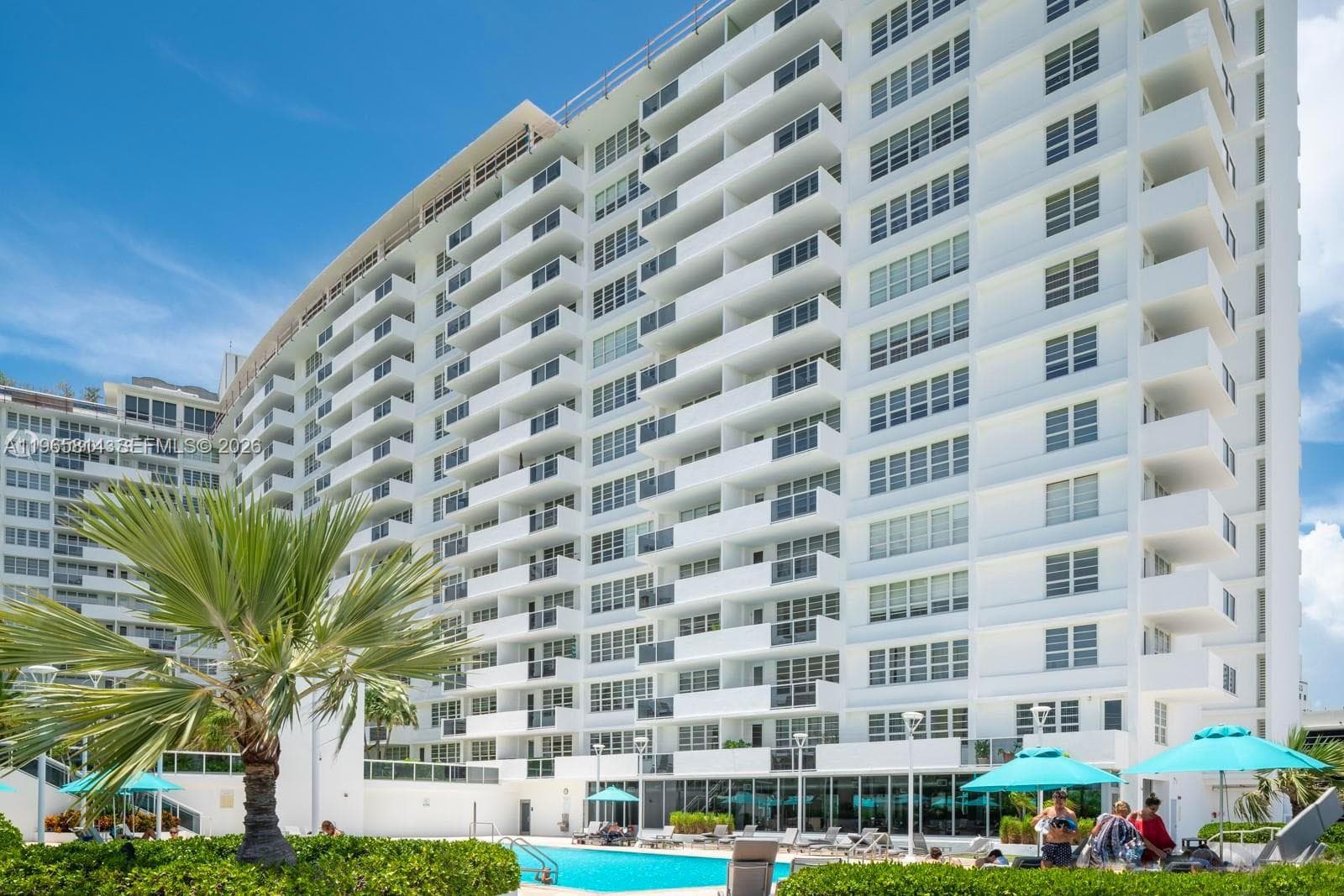 A11965814 — Miami Beach — 28