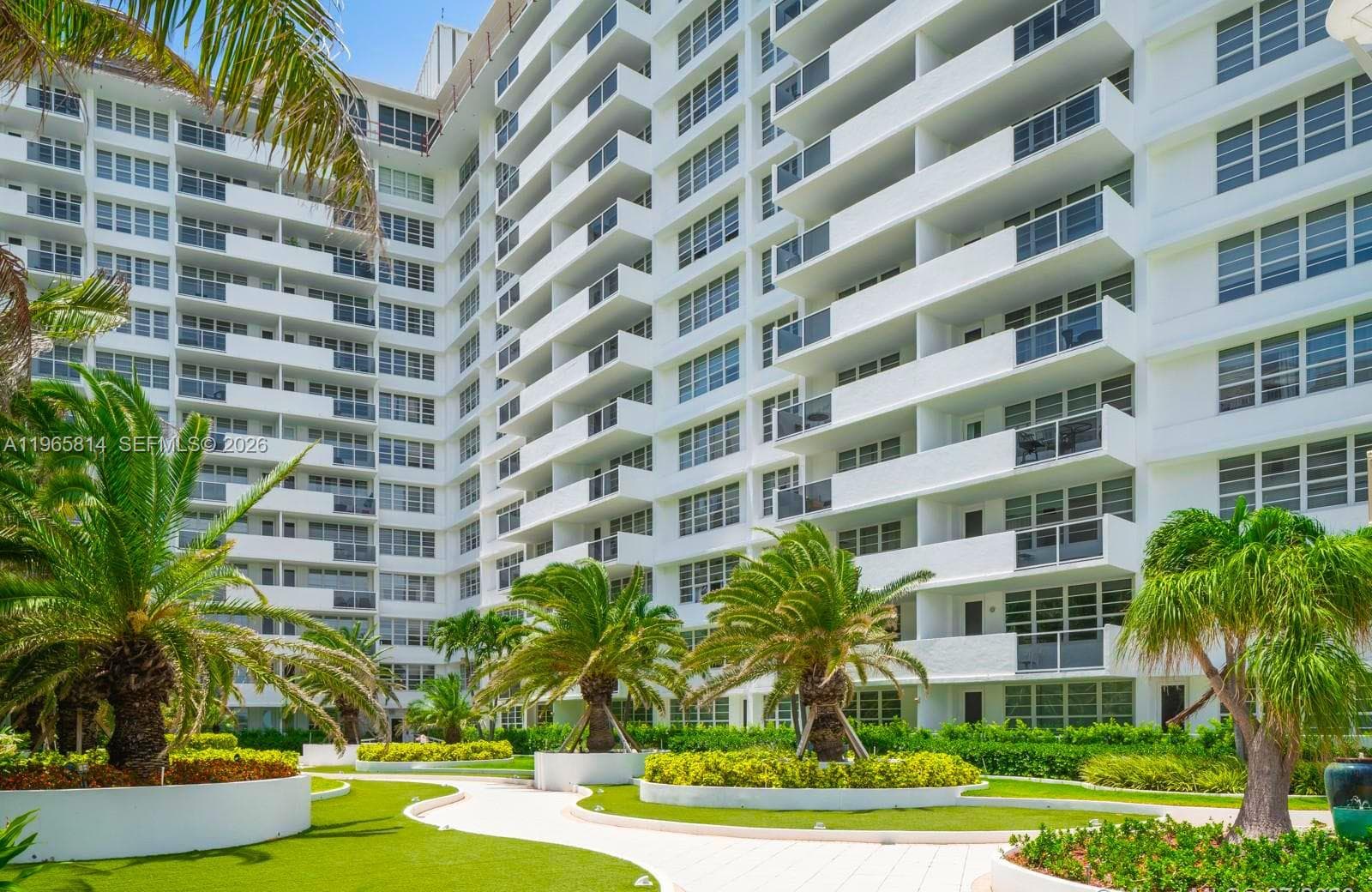 A11965814 — Miami Beach — 29