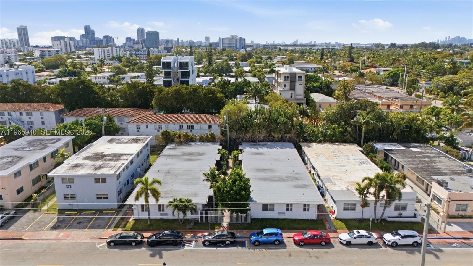 A11965940 — Miami Beach — 24
