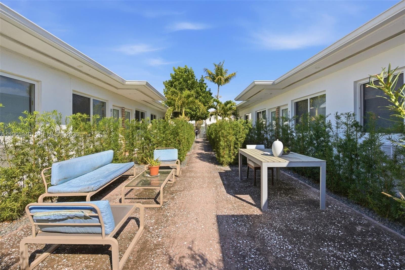 A11965940 — Miami Beach — 15