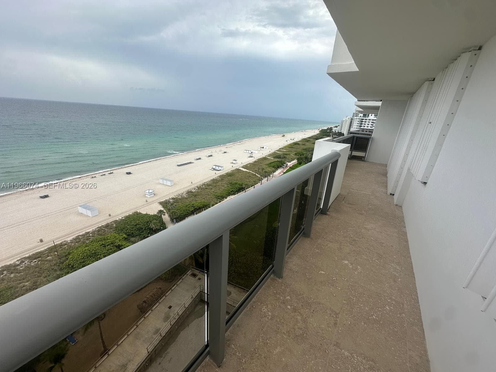 A11966074 — Miami Beach — 2