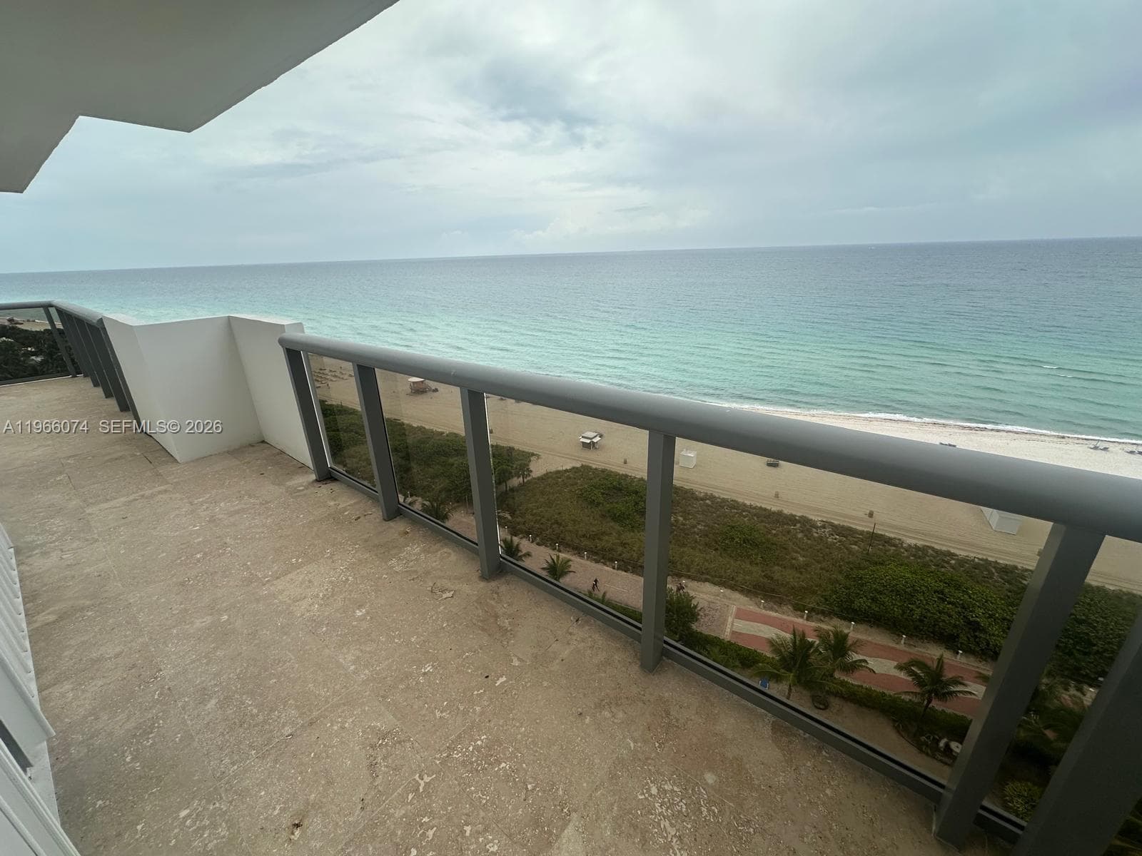A11966074 — Miami Beach — 3