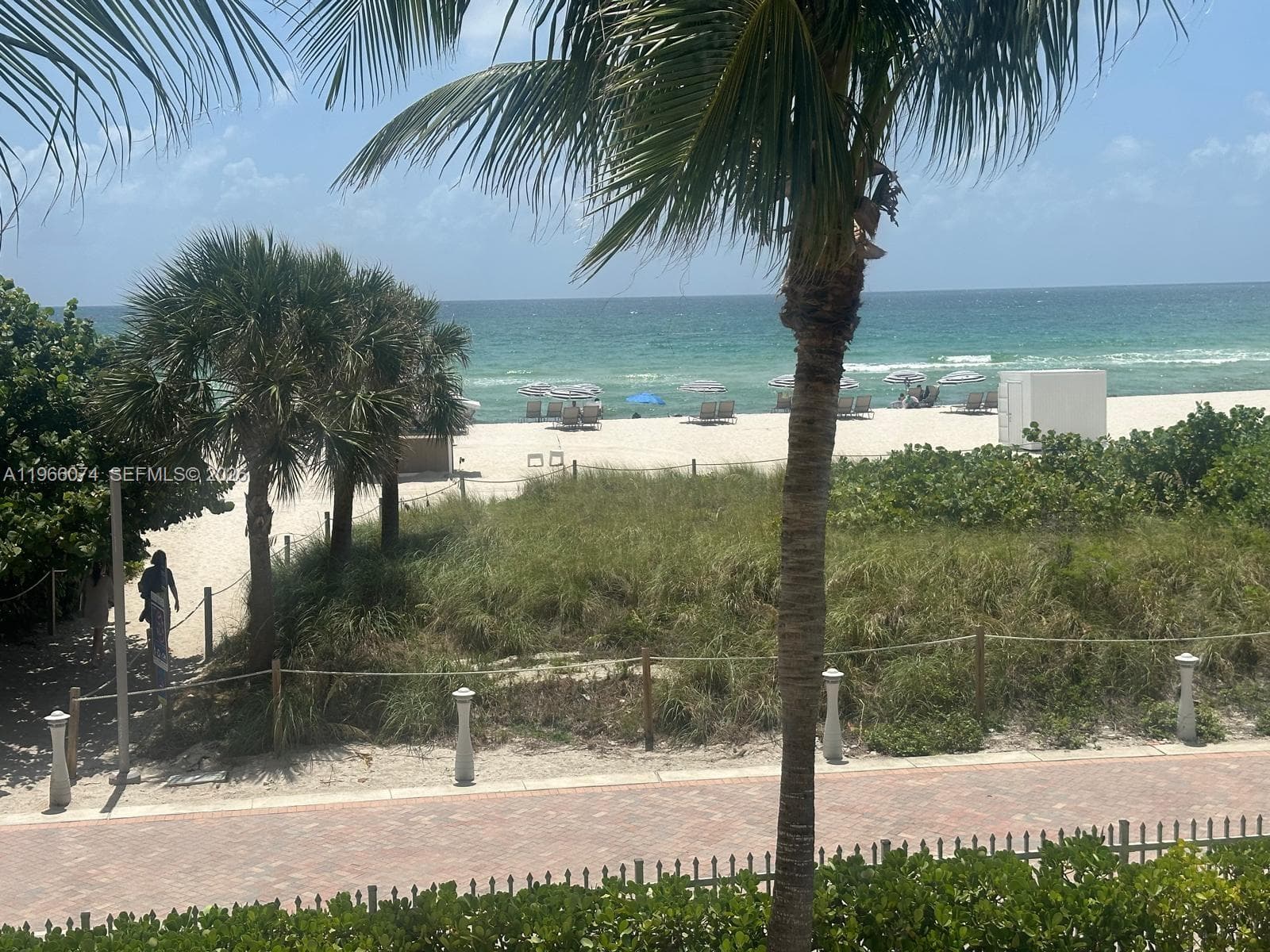 A11966074 — Miami Beach — 30