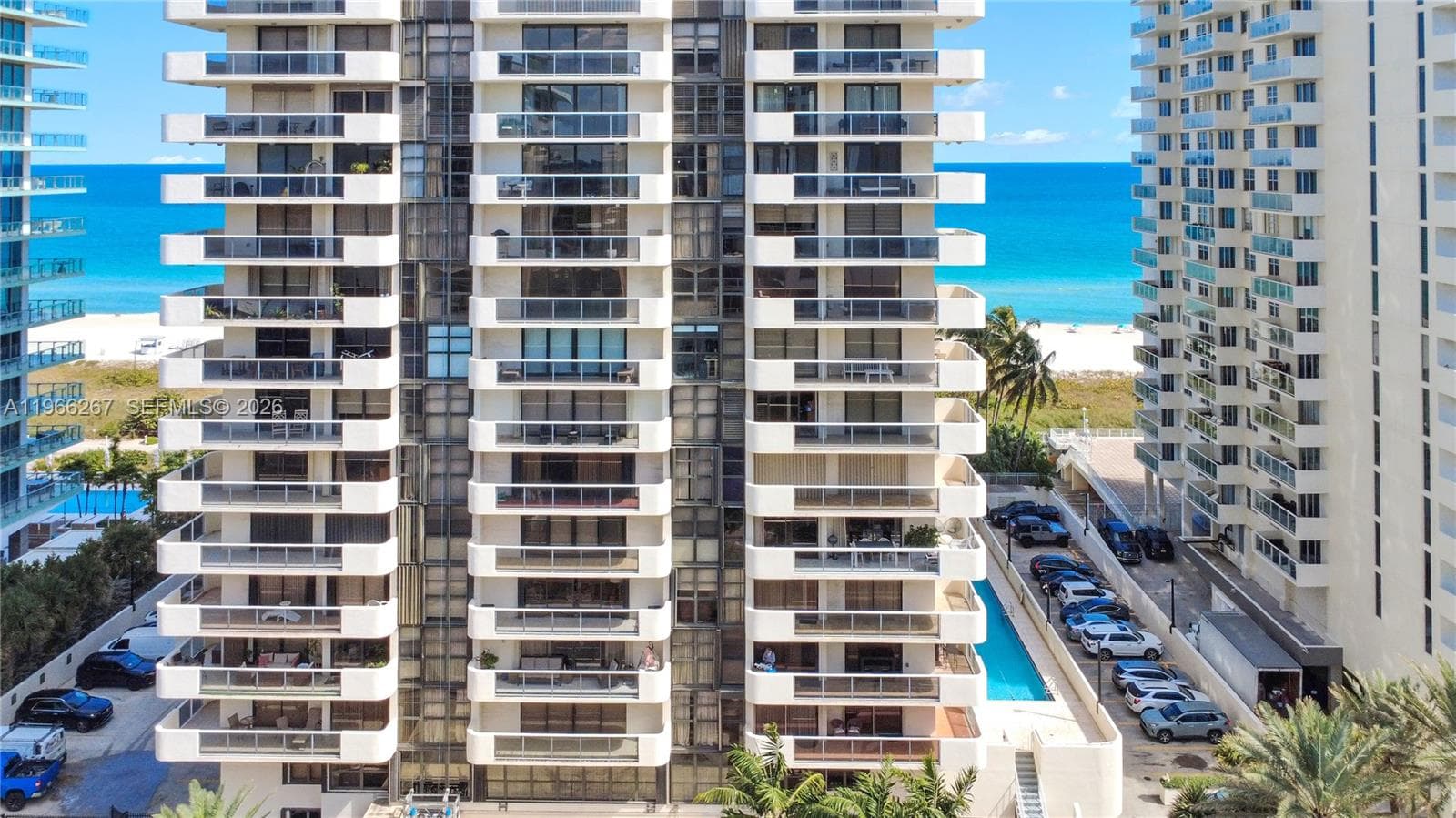 A11966267 — Miami Beach — 39