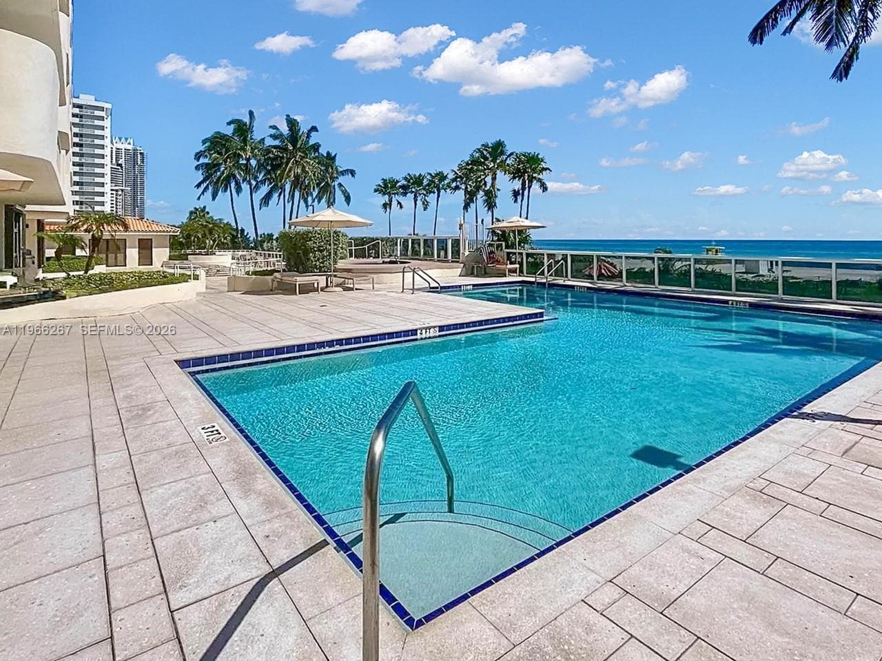 A11966267 — Miami Beach — 29