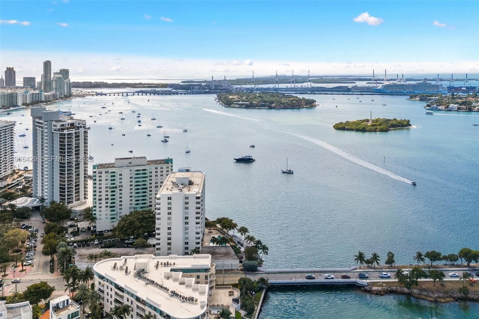 A11966429 — Miami Beach — 25