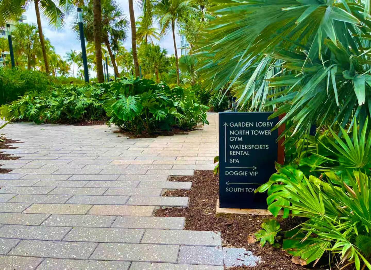 R11164189 — Miami Beach — 28