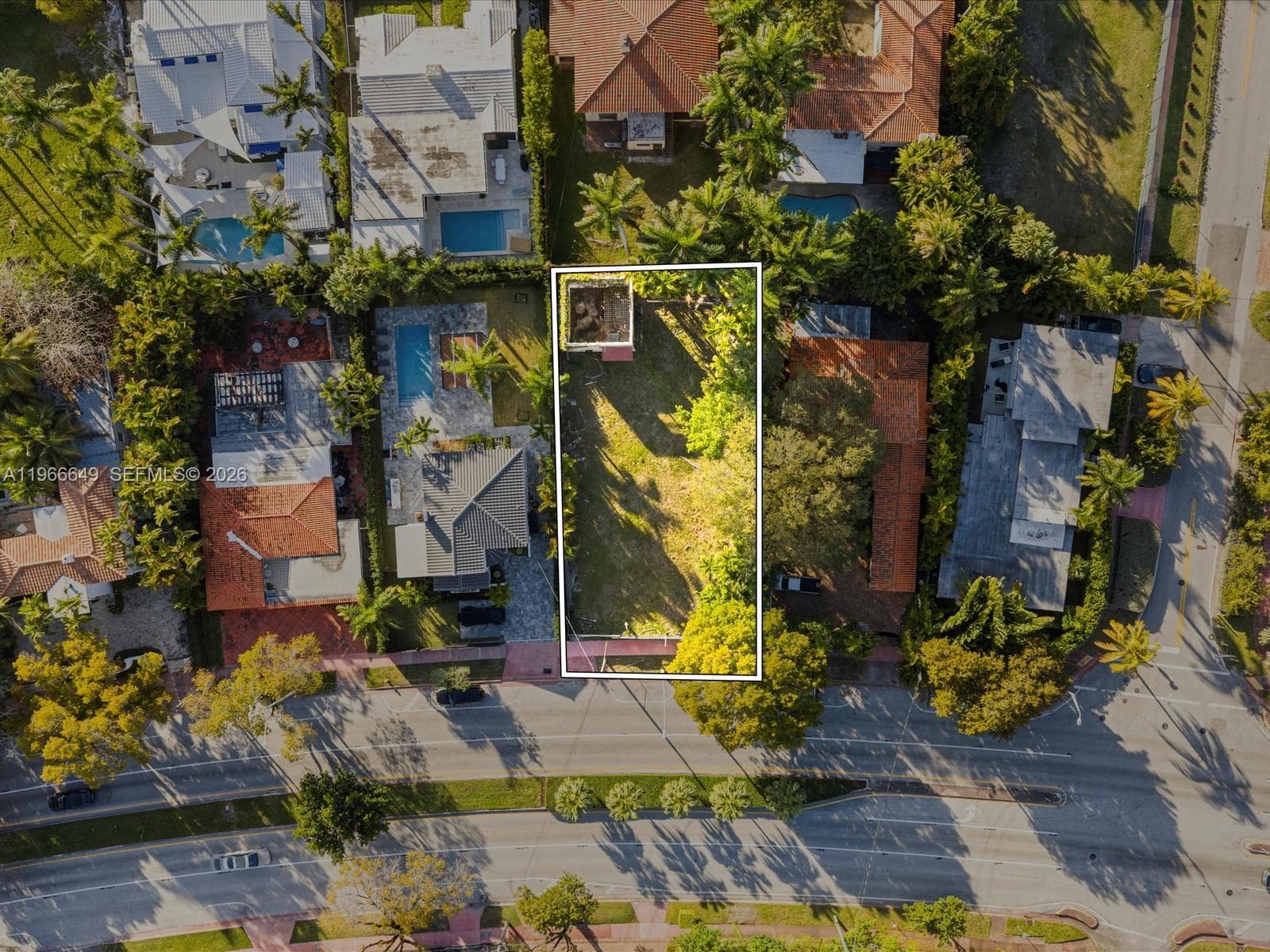 A11966649 — Miami Beach — 2