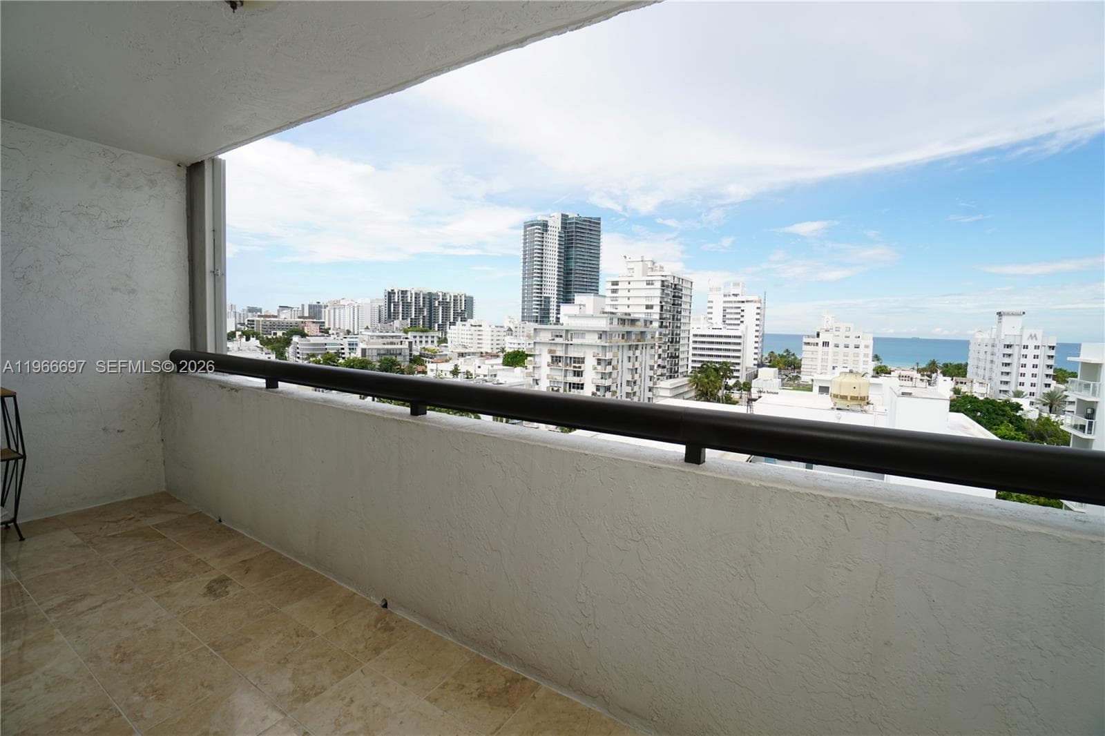 A11966697 — Miami Beach — 10