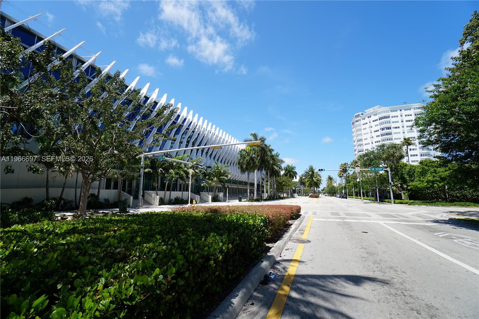 A11966697 — Miami Beach — 33