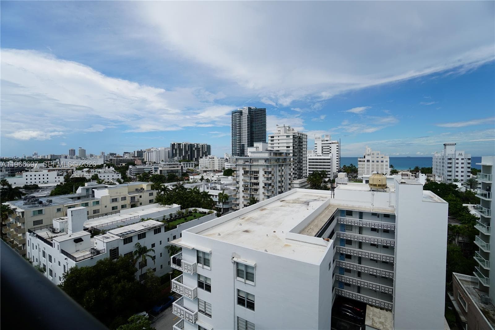 A11966697 — Miami Beach — 18
