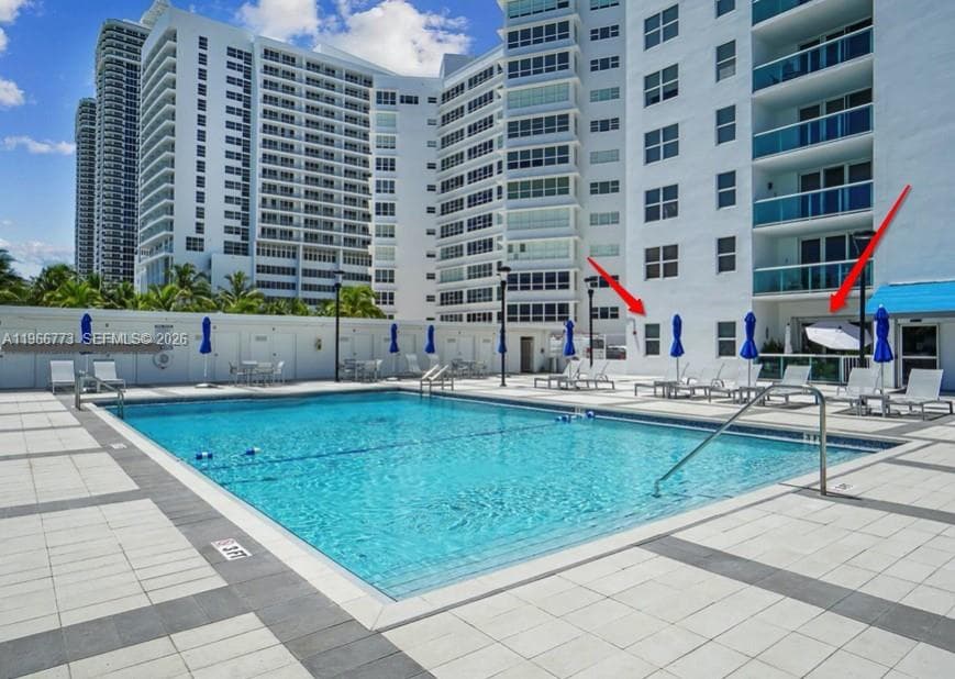 A11966773 — Miami Beach