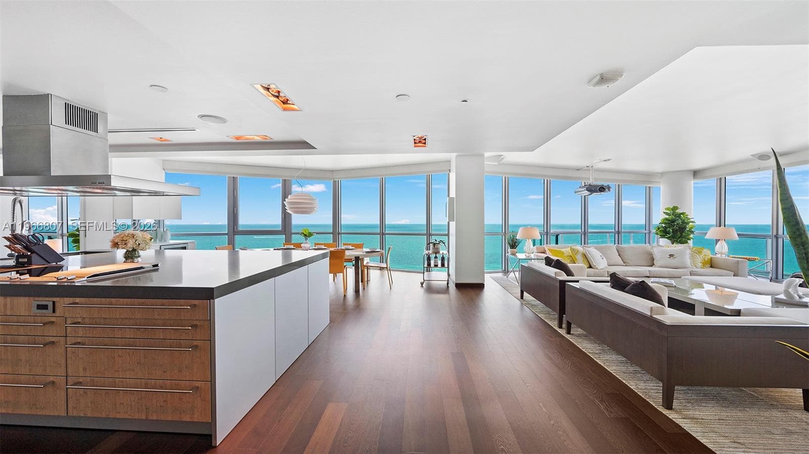 A11966807 — Miami Beach — 7