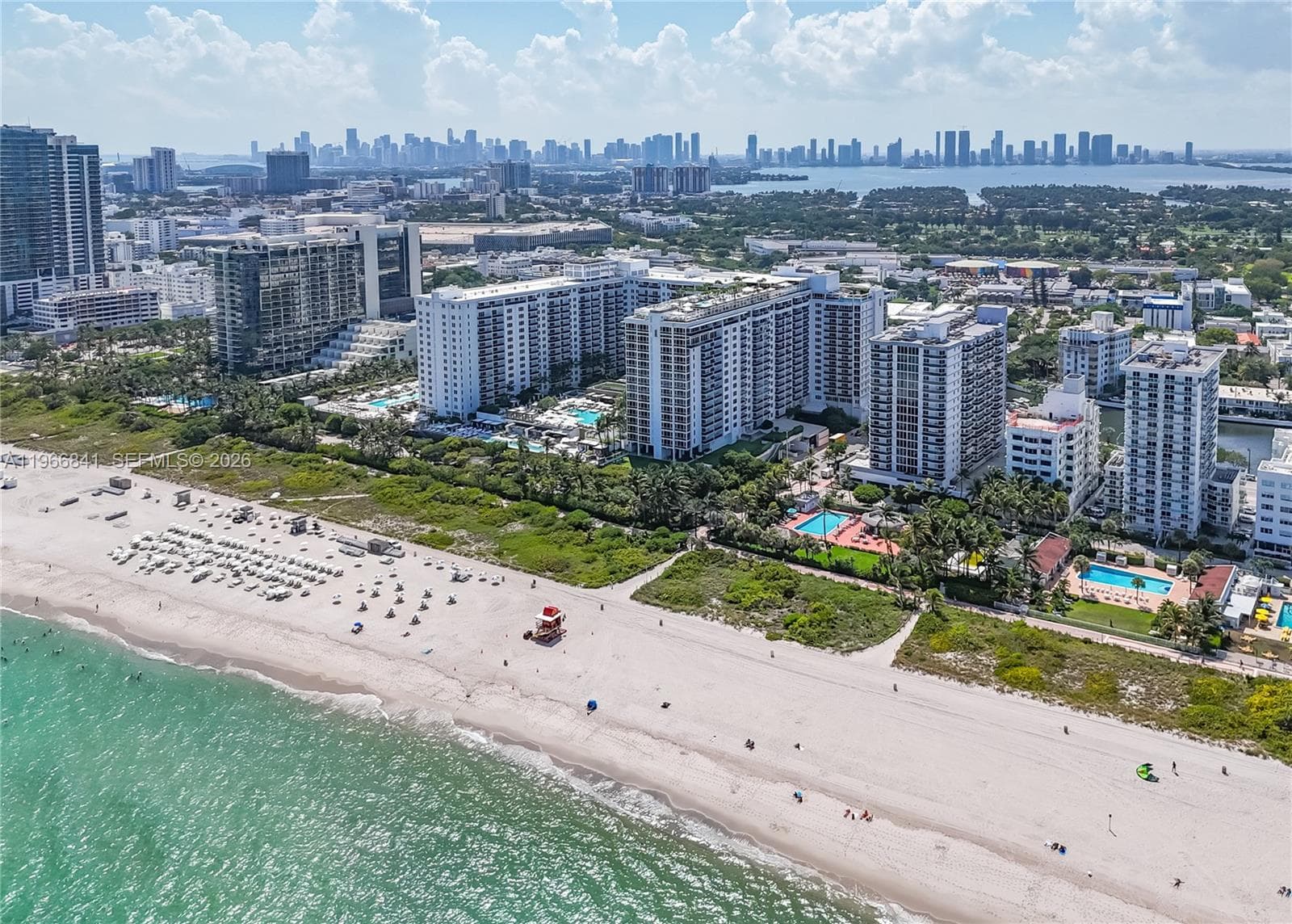 A11966841 — Miami Beach — 26