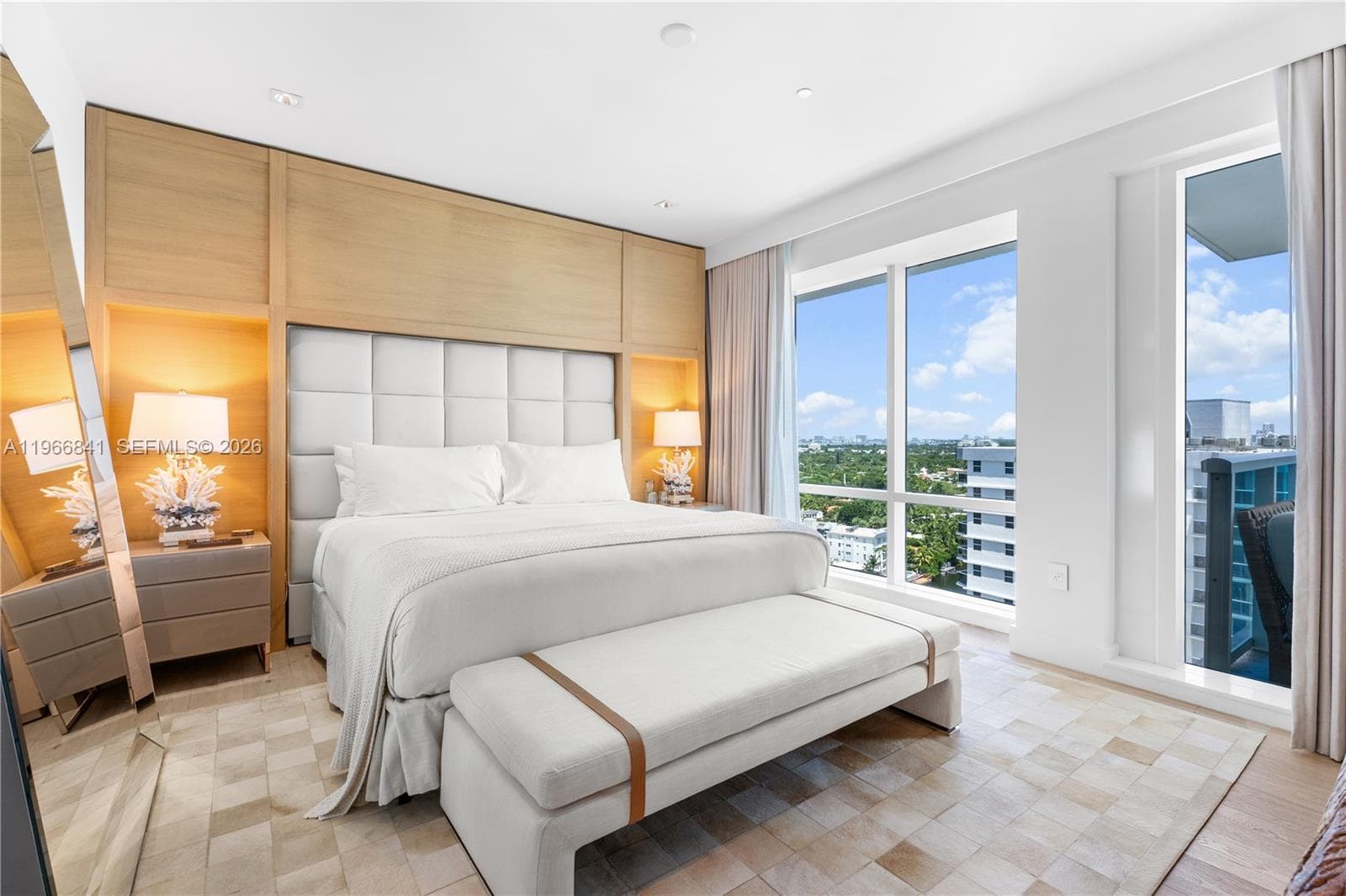 A11966841 — Miami Beach — 9