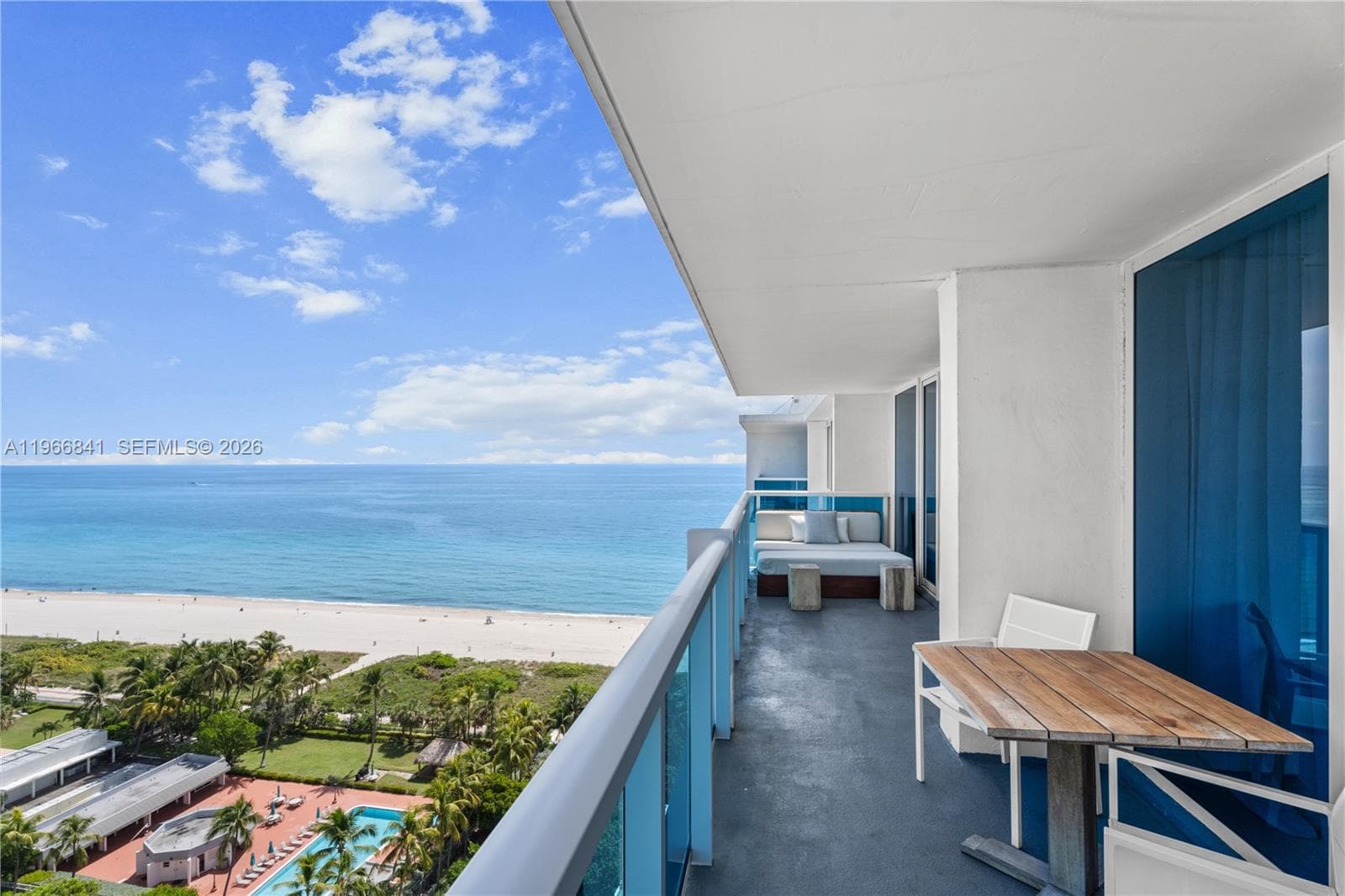 A11966841 — Miami Beach — 29