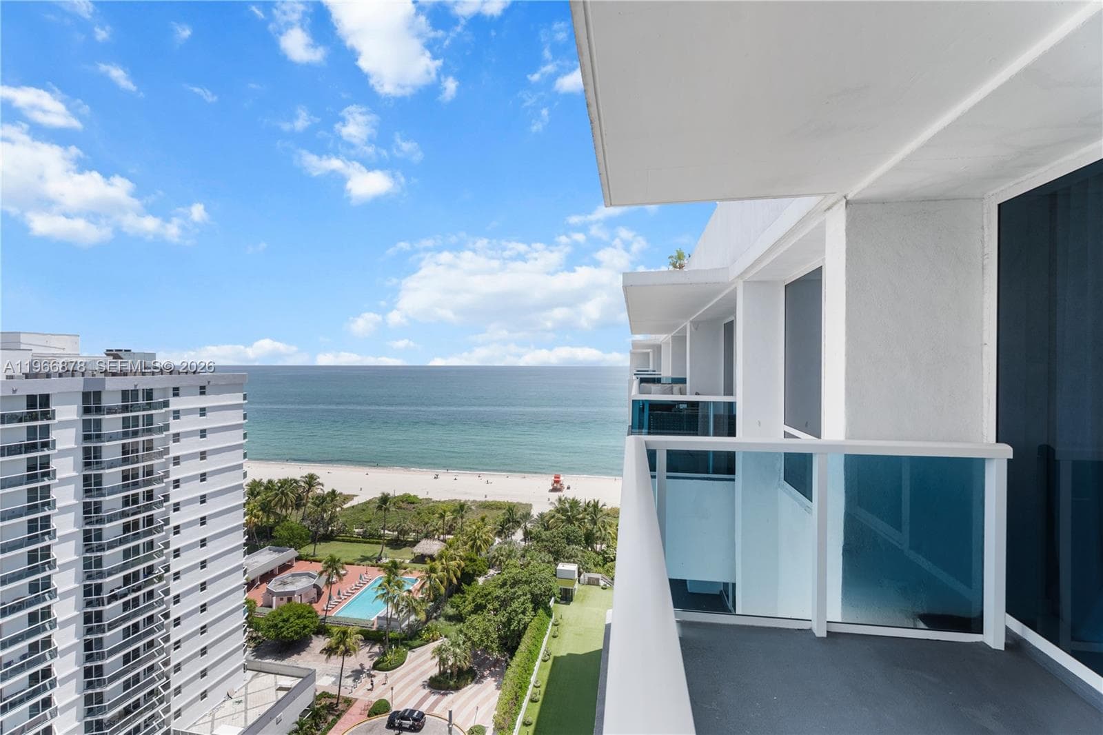 A11966878 — Miami Beach — 32