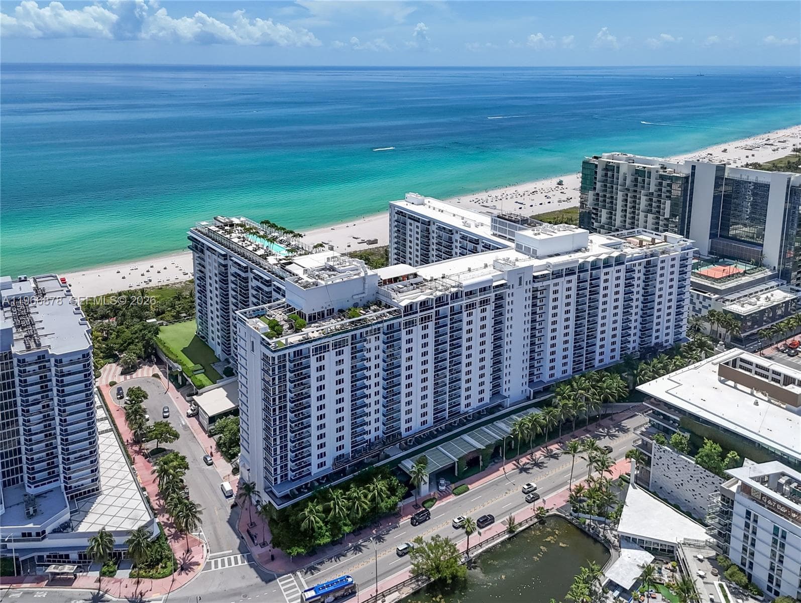 A11966878 — Miami Beach — 30