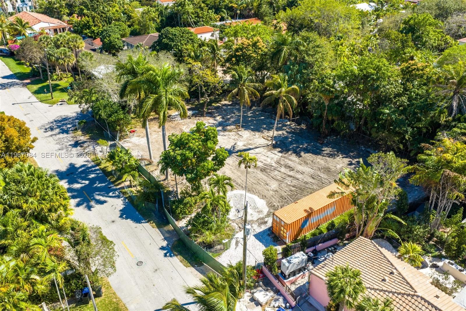 A11967084 — Miami Beach — 10
