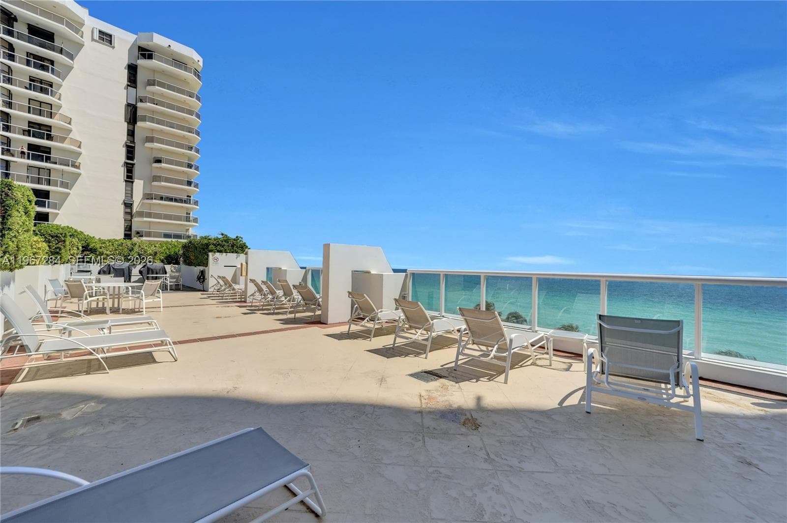 A11967284 — Miami Beach — 22