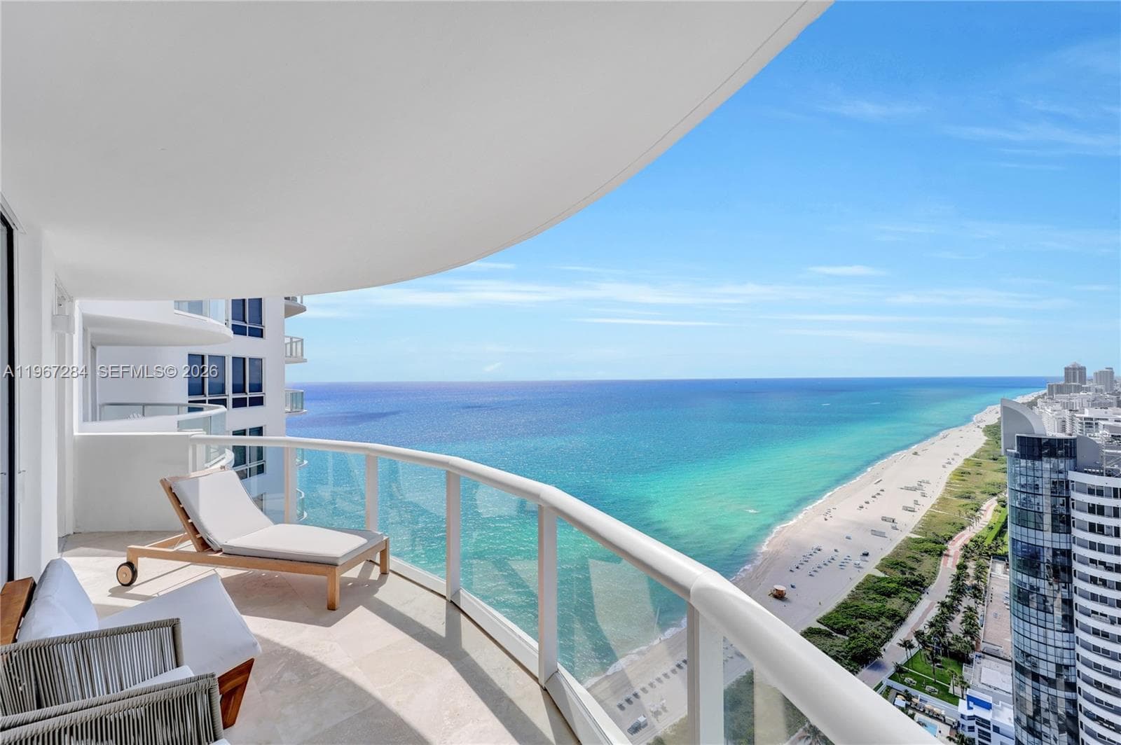A11967284 — Miami Beach