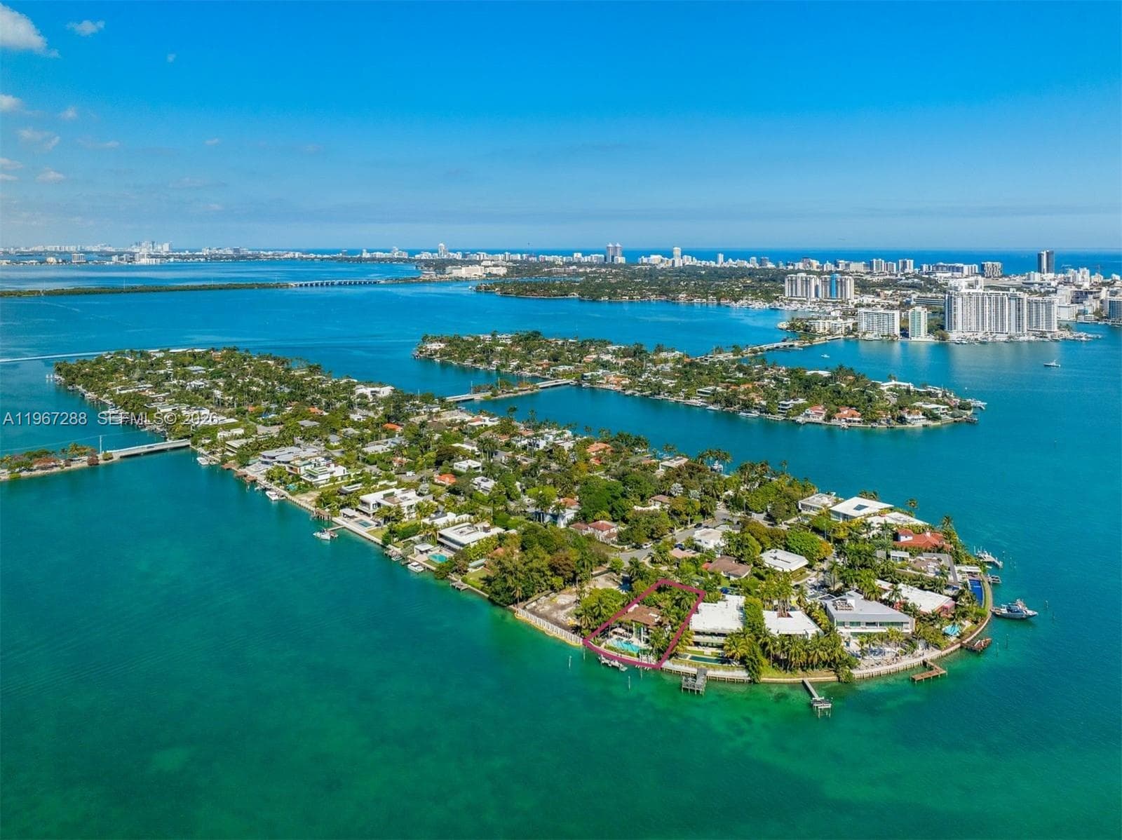 A11967288 — Miami Beach — 73