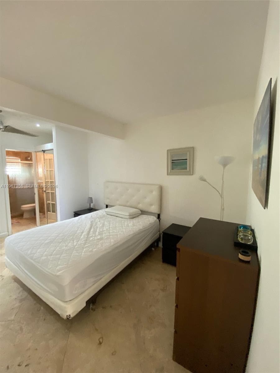 A11967358 — Miami Beach — 4