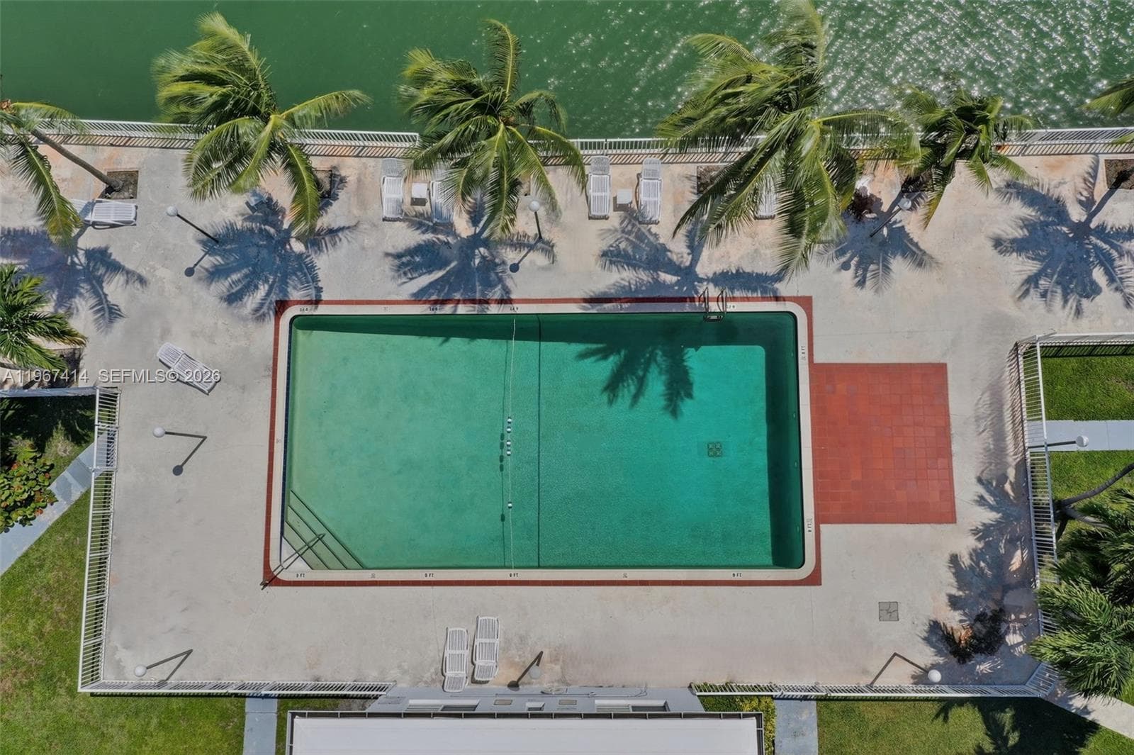 A11967414 — Miami Beach — 5