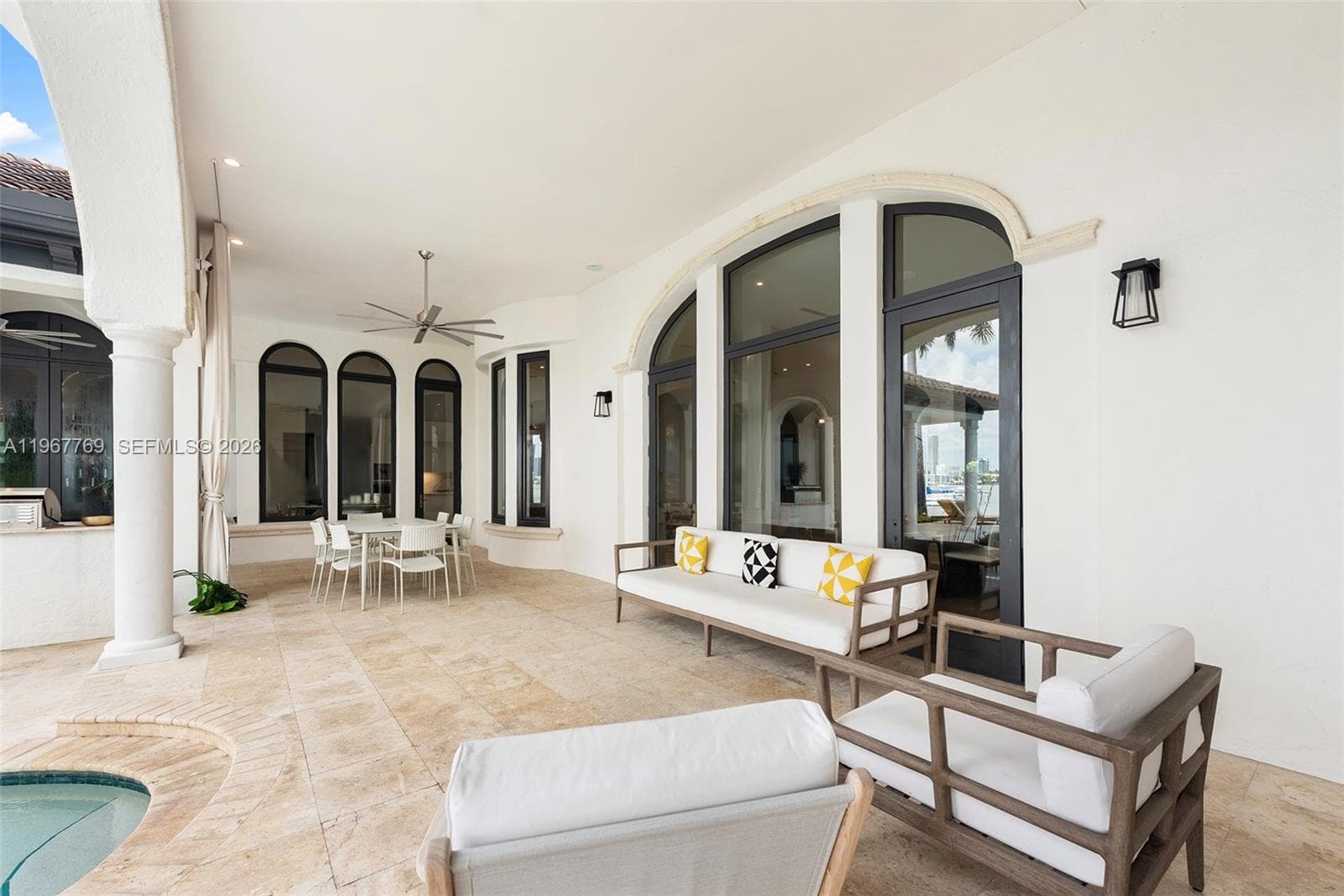 A11967769 — Miami Beach — 46