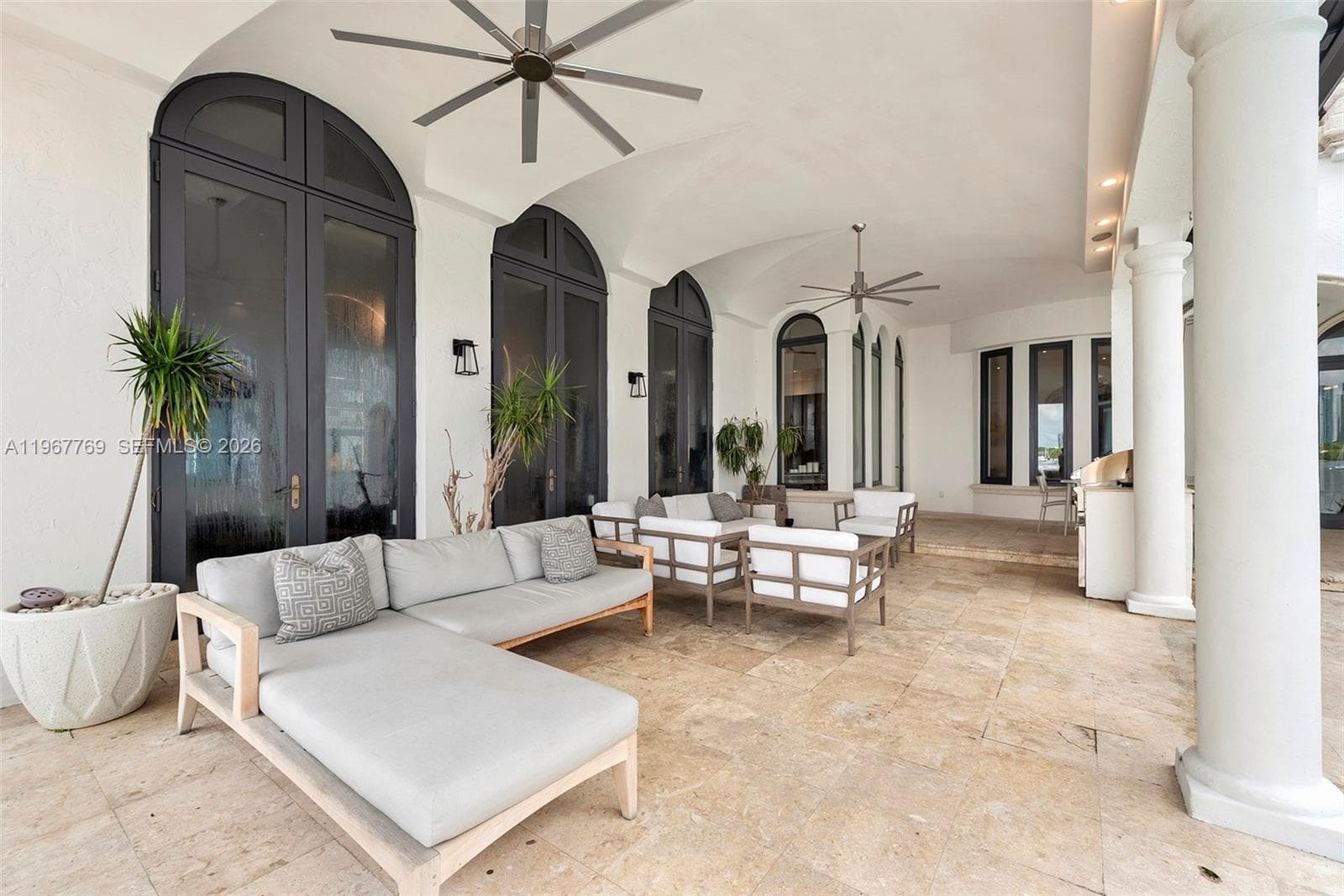 A11967769 — Miami Beach — 47